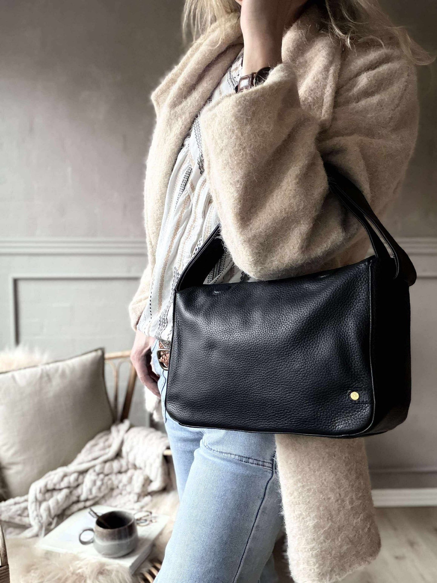Skuldertaske Dalia - Black