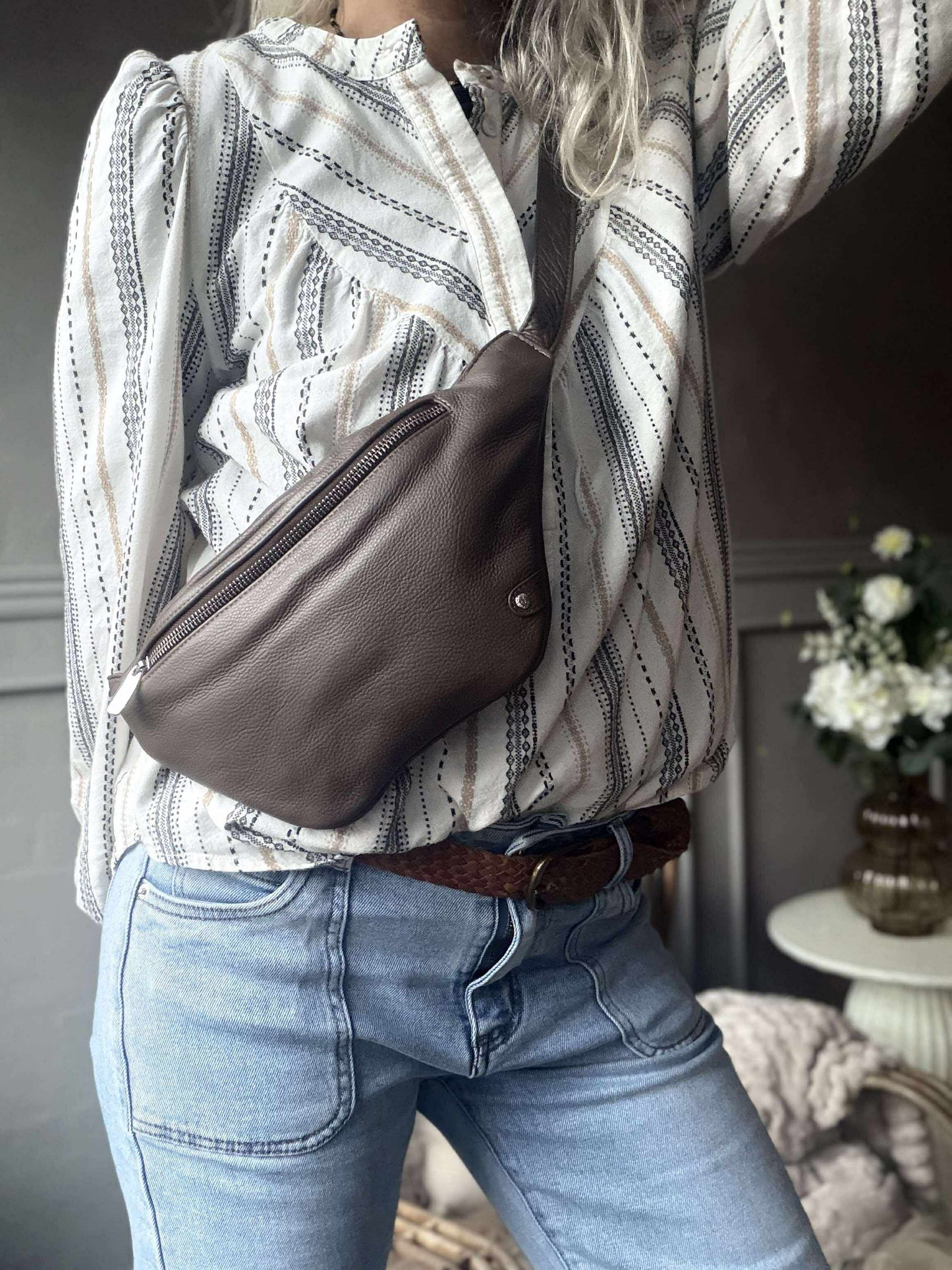 Bumbag Aura - Dark taupe