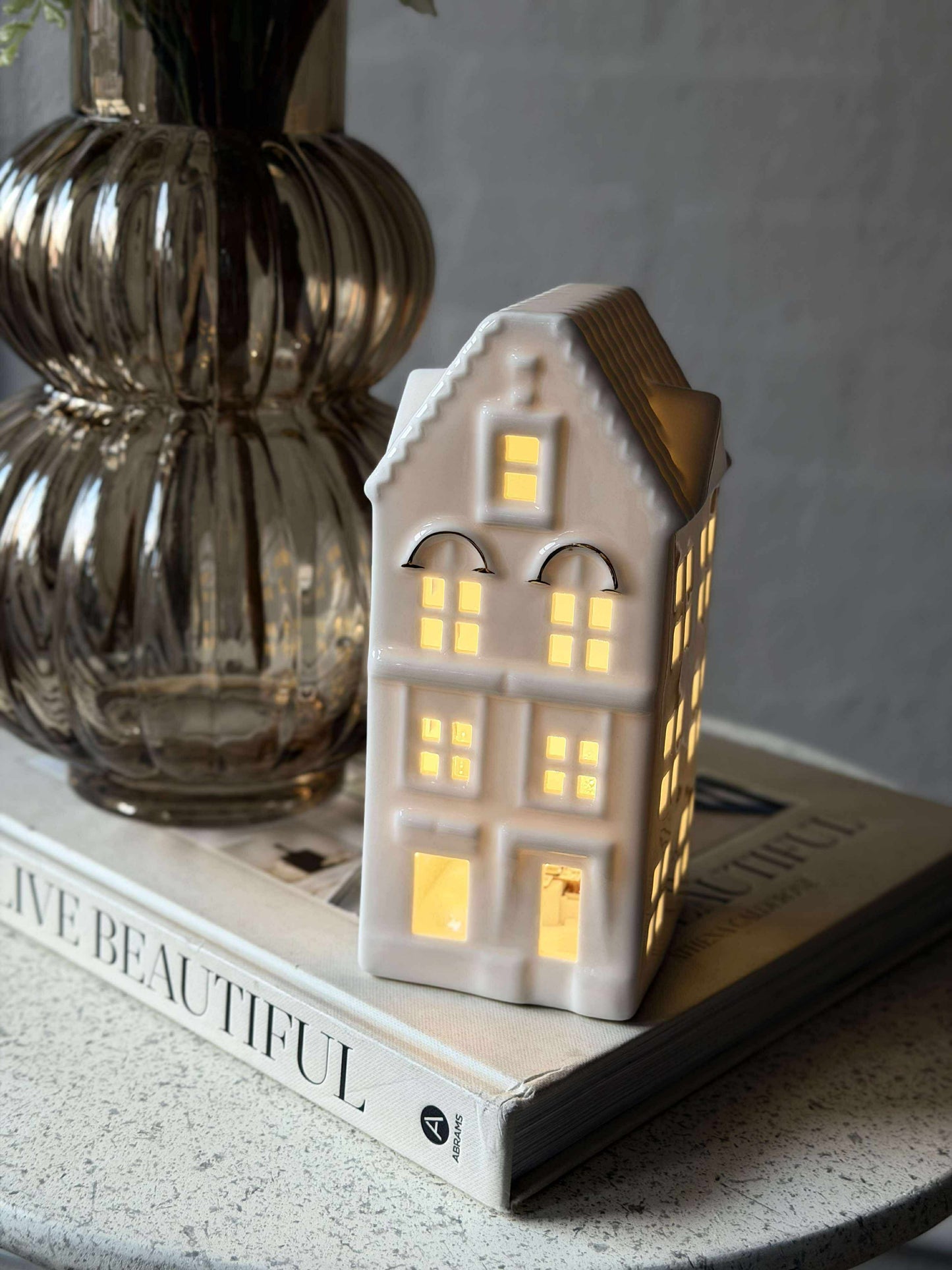 Lyshus med led - Porcelæn