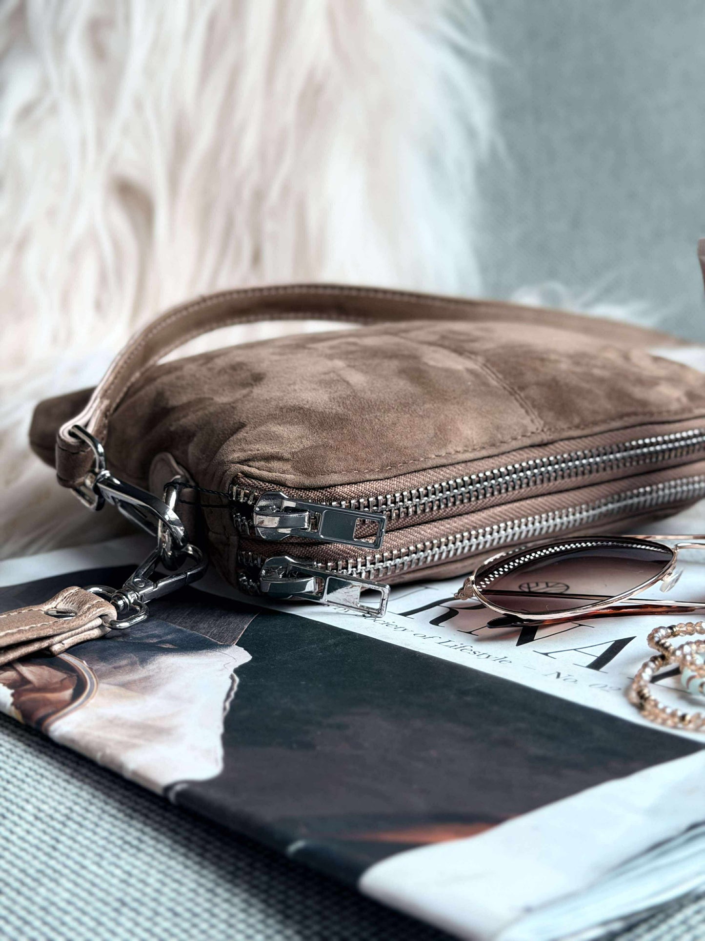 Crossbody clutch ALICE - Nude brown
