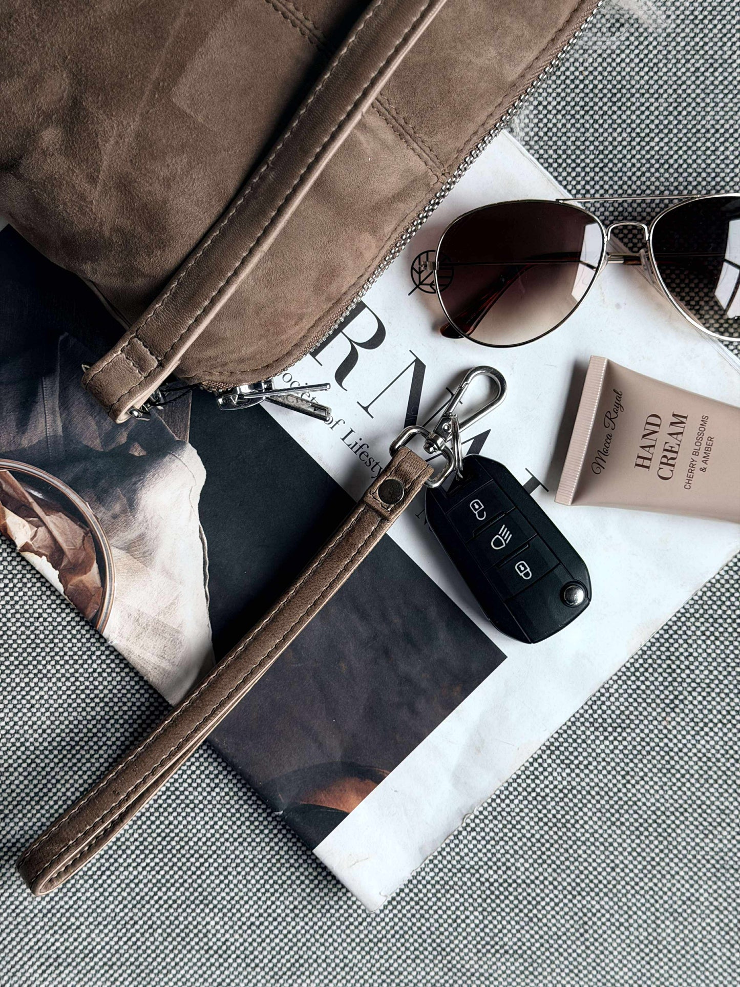 Crossbody clutch ALICE - Nude brown