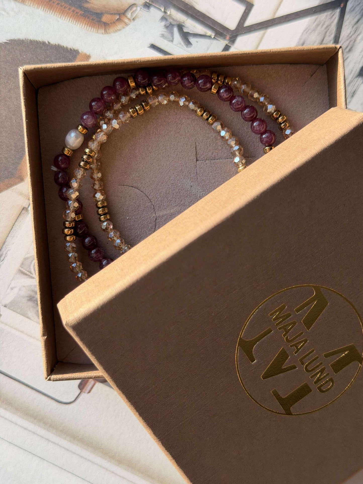 Armbånd Leah Bordeaux/Natur – Sæt med 3 stk