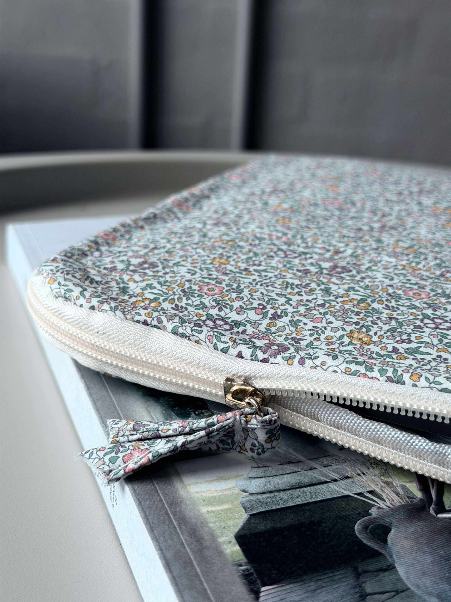 Sleeve til ipad / laptop - Blomster