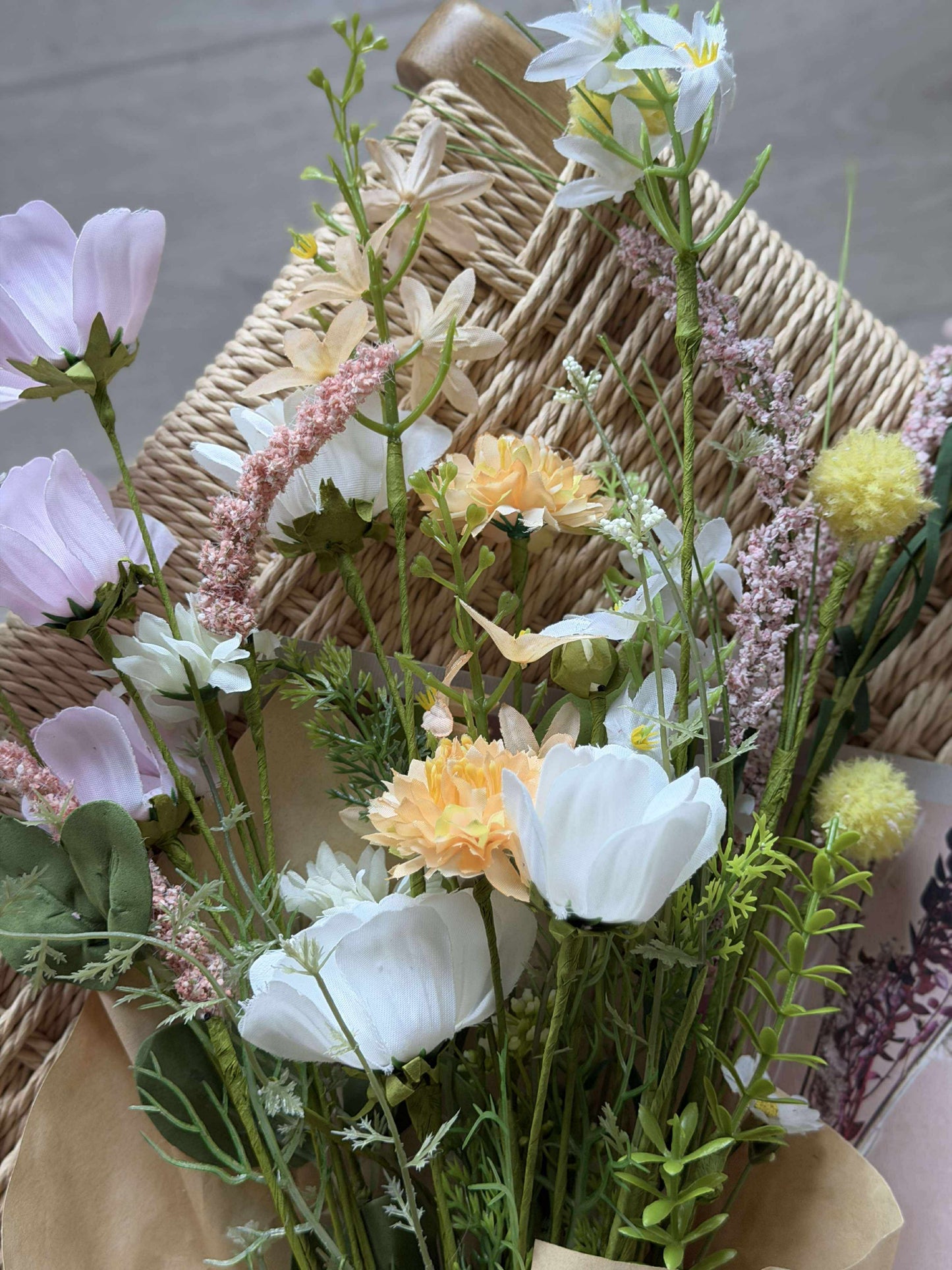 Buket Hvid / Rosa - WILD FLORA