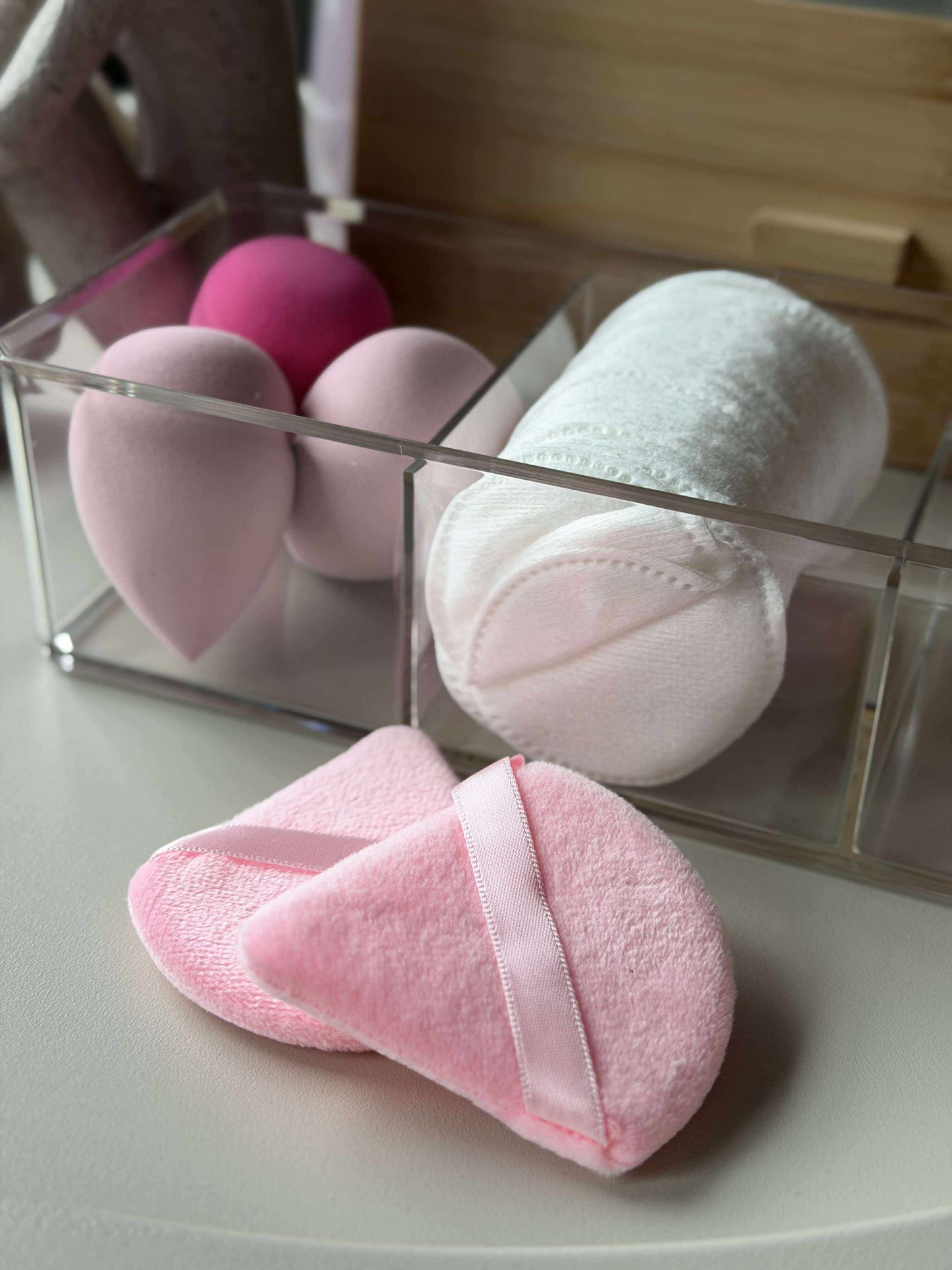 Makeup organiser med indhold
