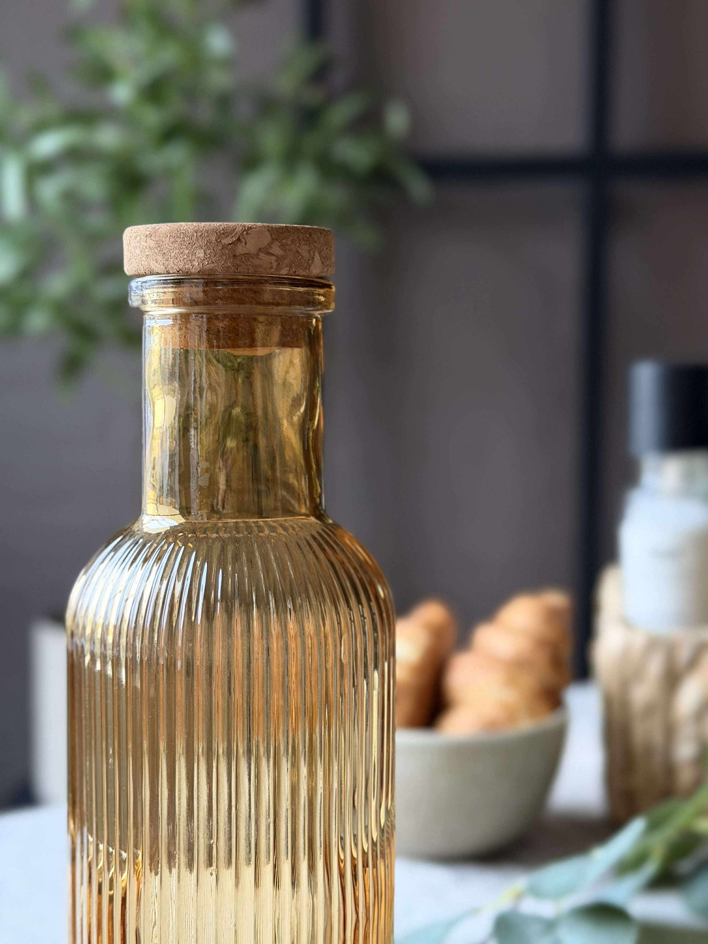 Vandflaske med korkprop – Gylden 1 ltr.