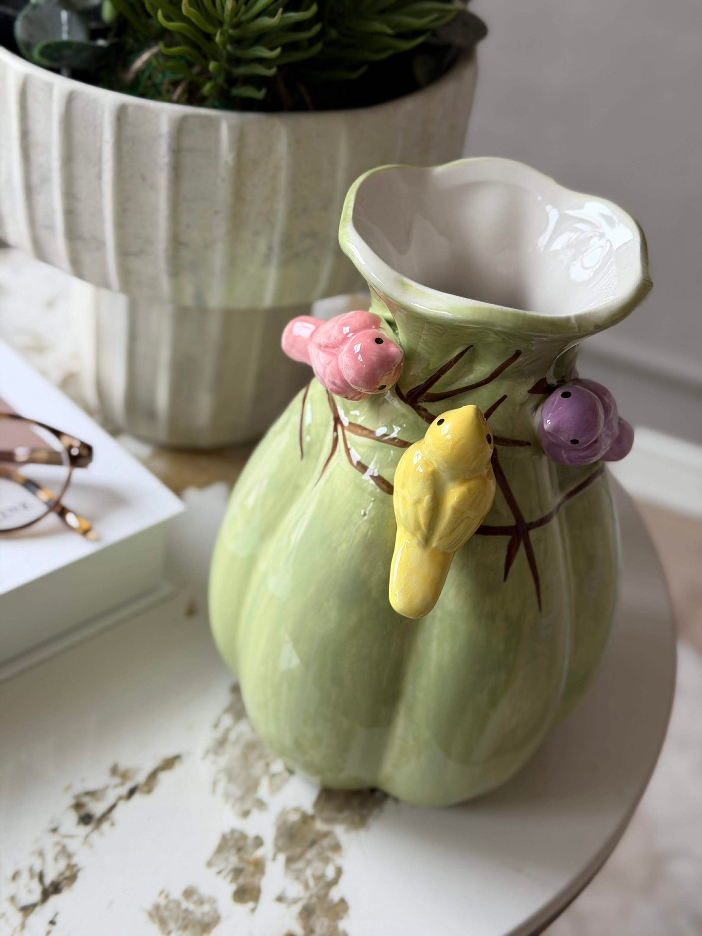 Vase med deko - Hvid eller Grøn