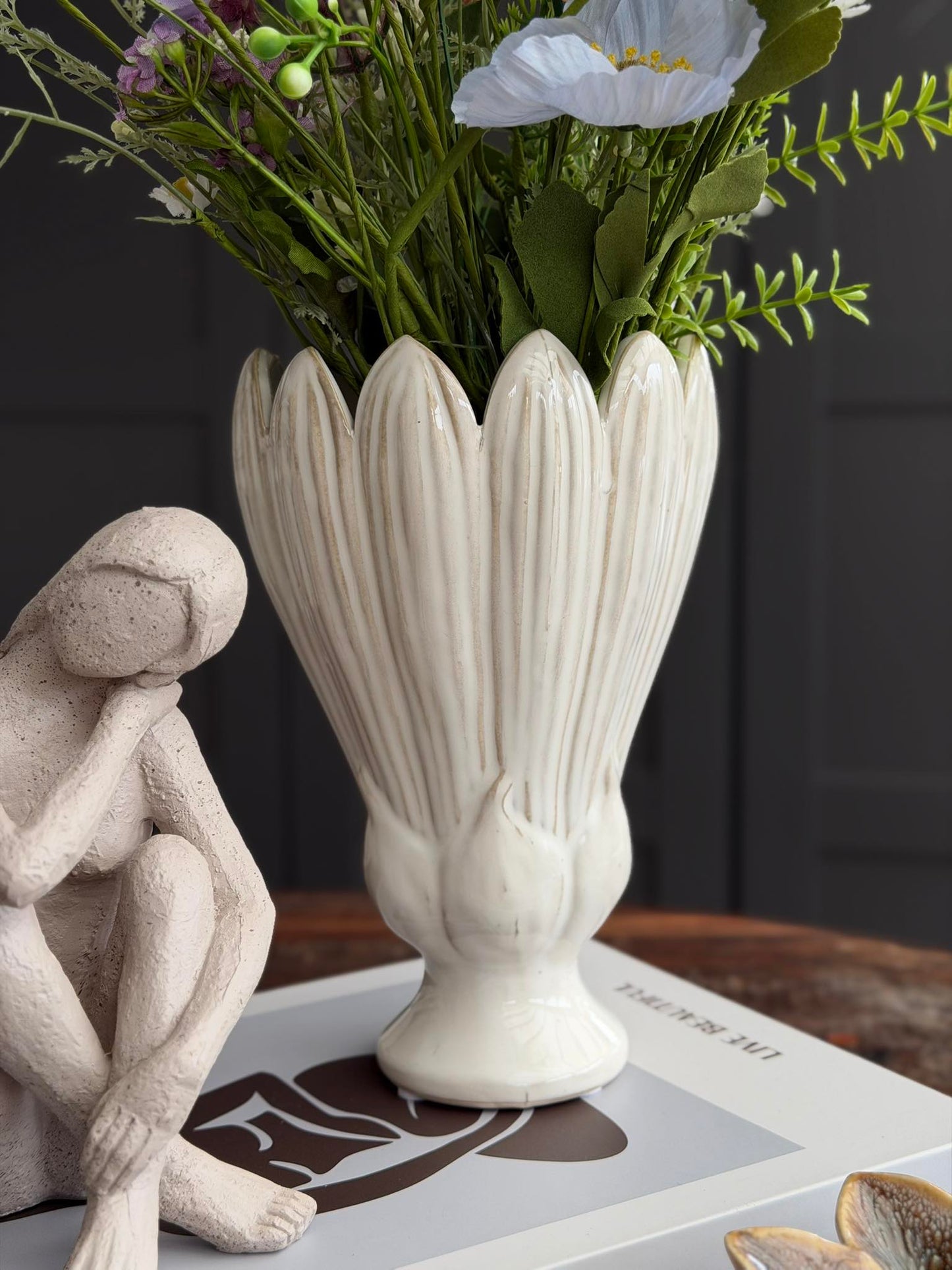 Vase flower