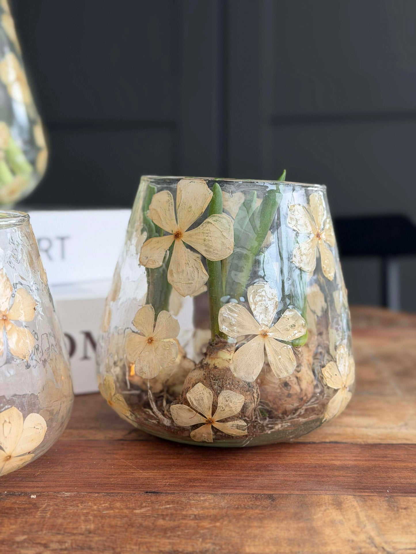 Lysestage - Glas med blomster - flere størrelser