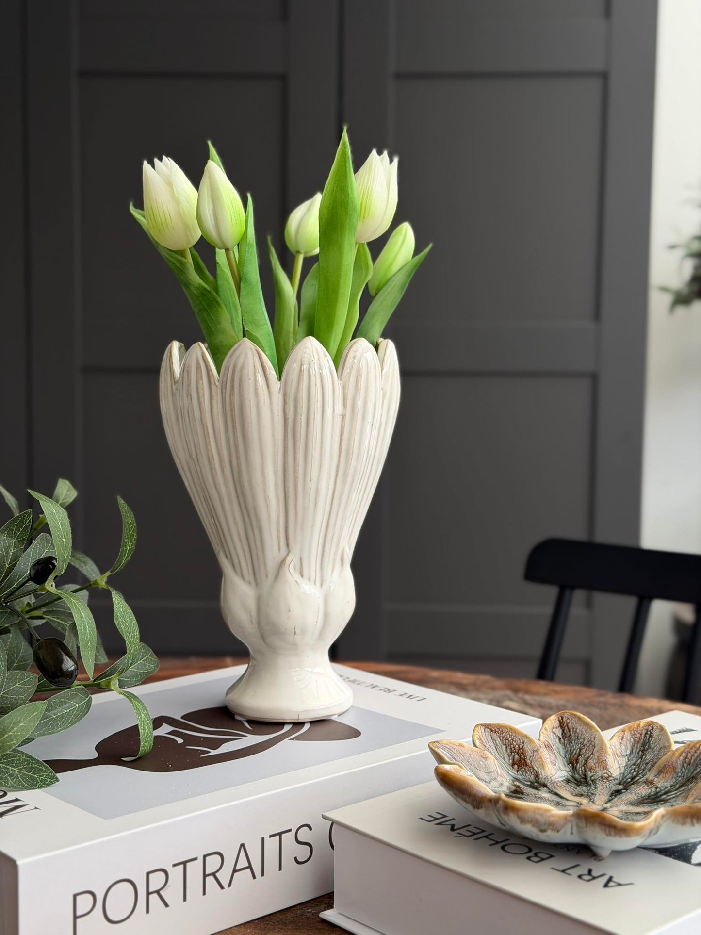 Vase flower