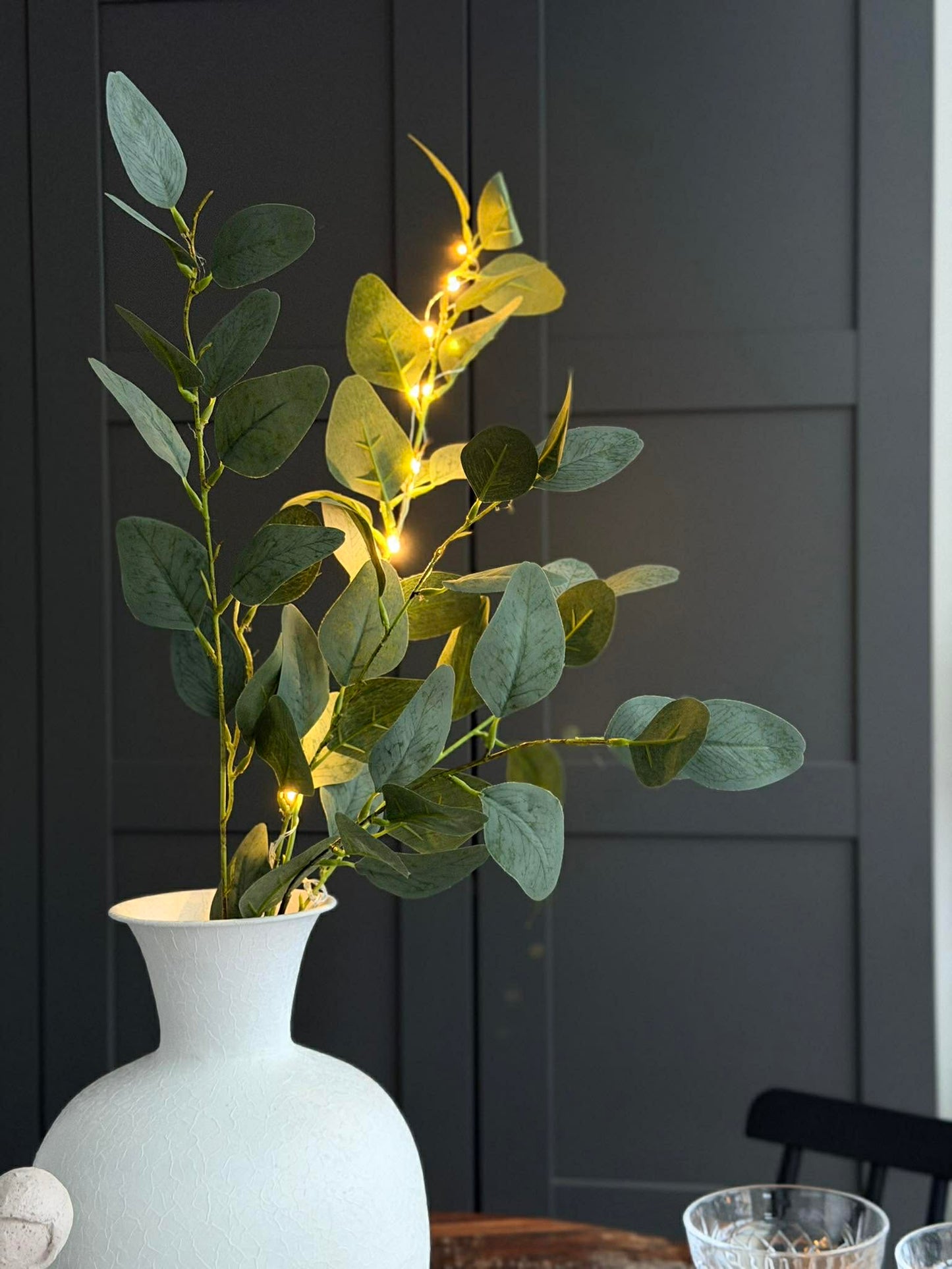 Eucalyptus gren med lys - 100cm