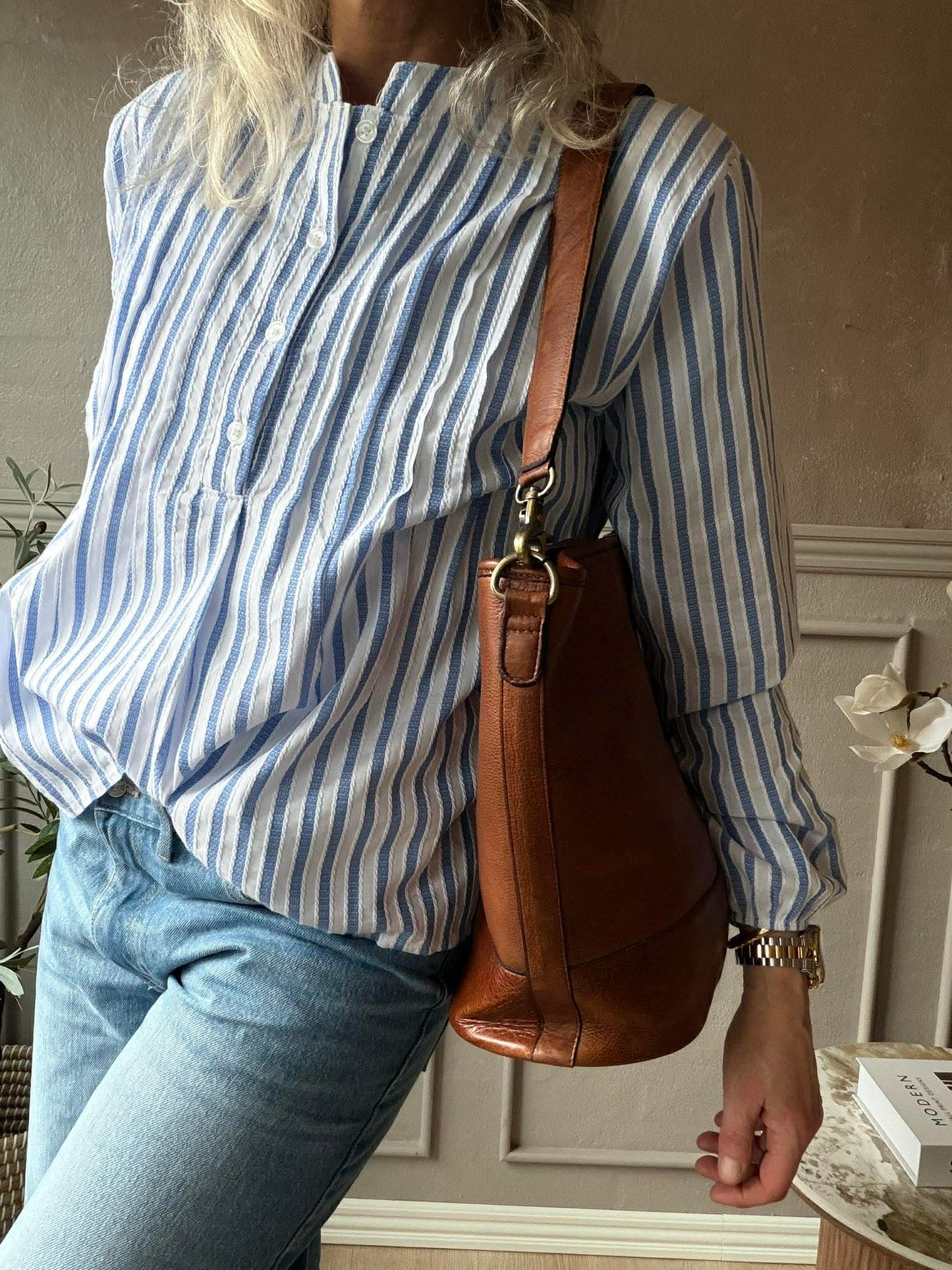 Skuldertaske Nomi walnut