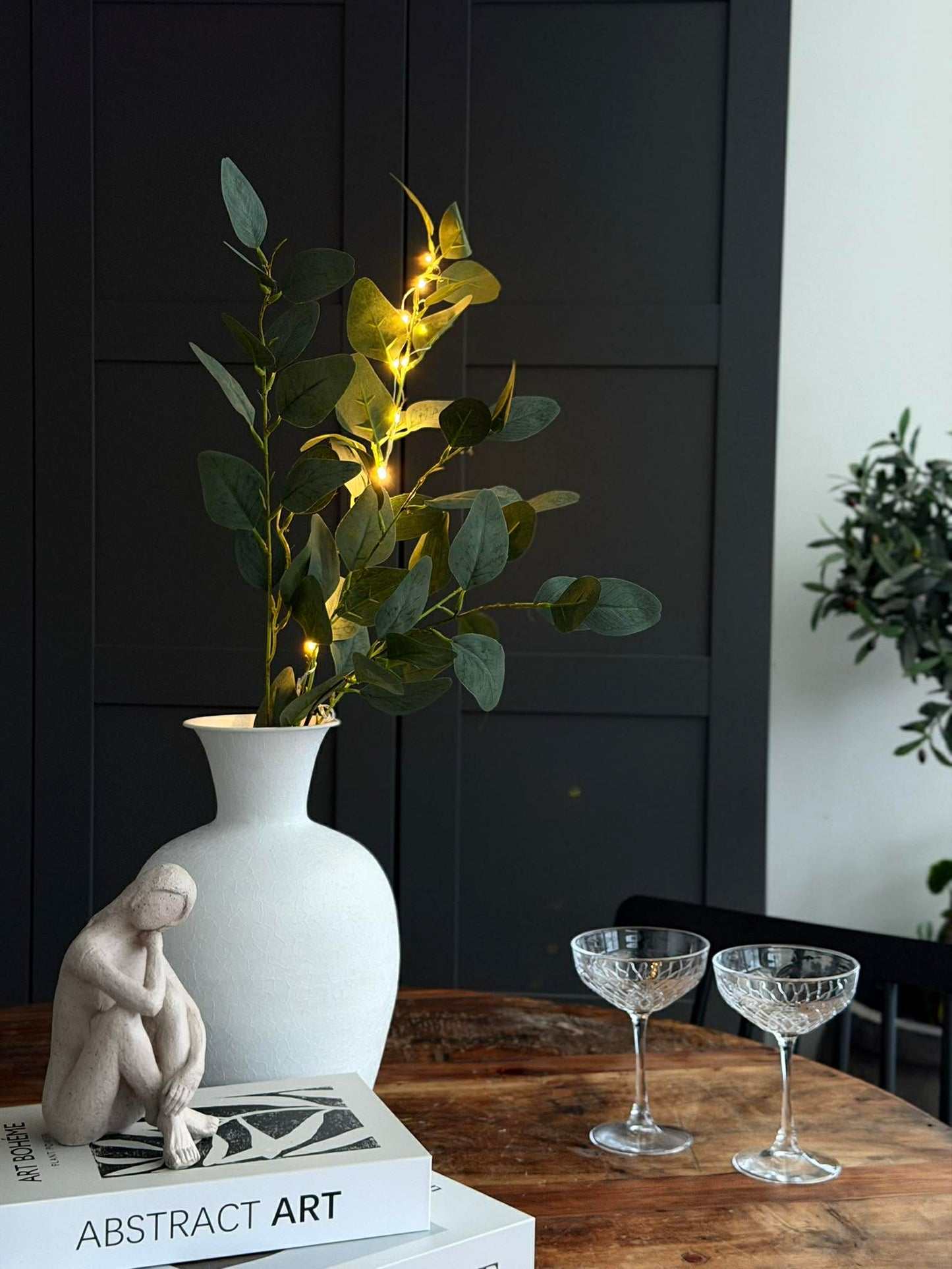 Eucalyptus gren med lys - 100cm