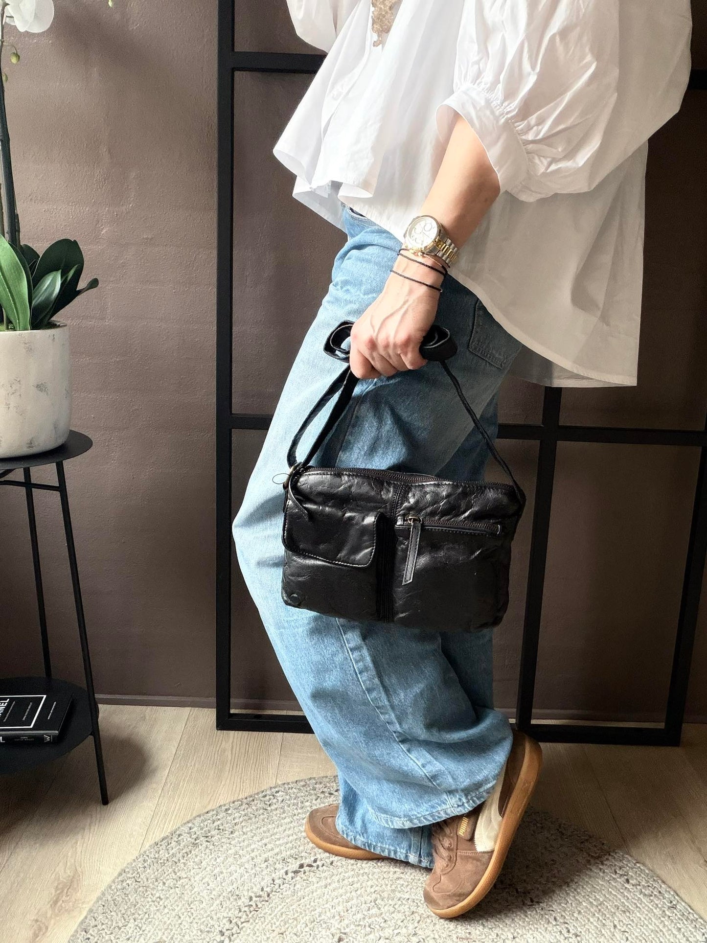 Crossover Munthe - Black