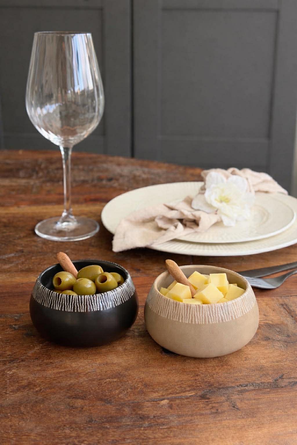 Tapas - 2 skåle med ske