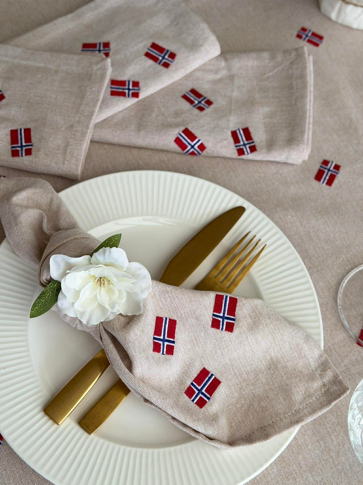 Mundservietter med Norske flag – 4 stk