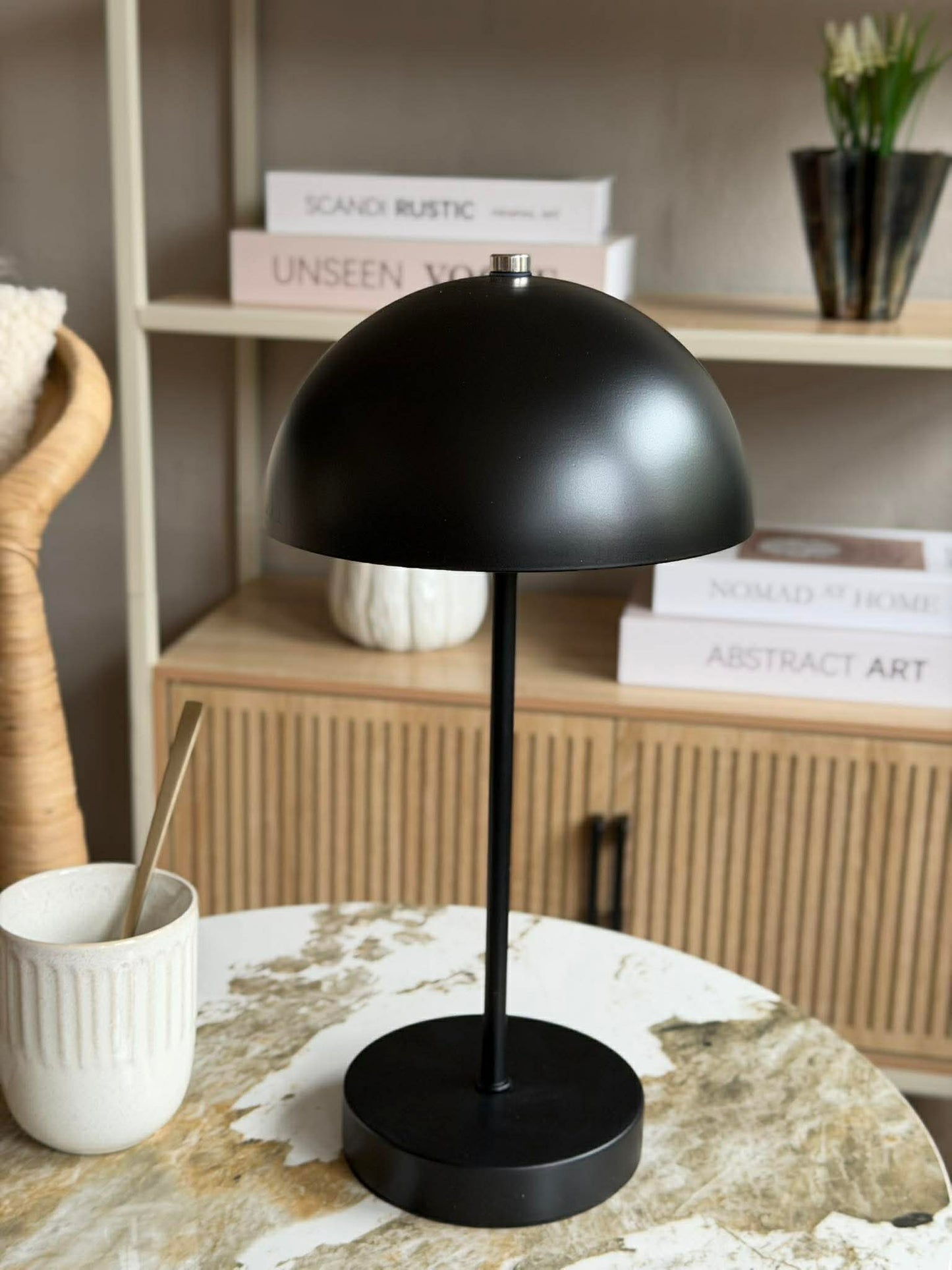 Bordlampe med touch - Large Sort