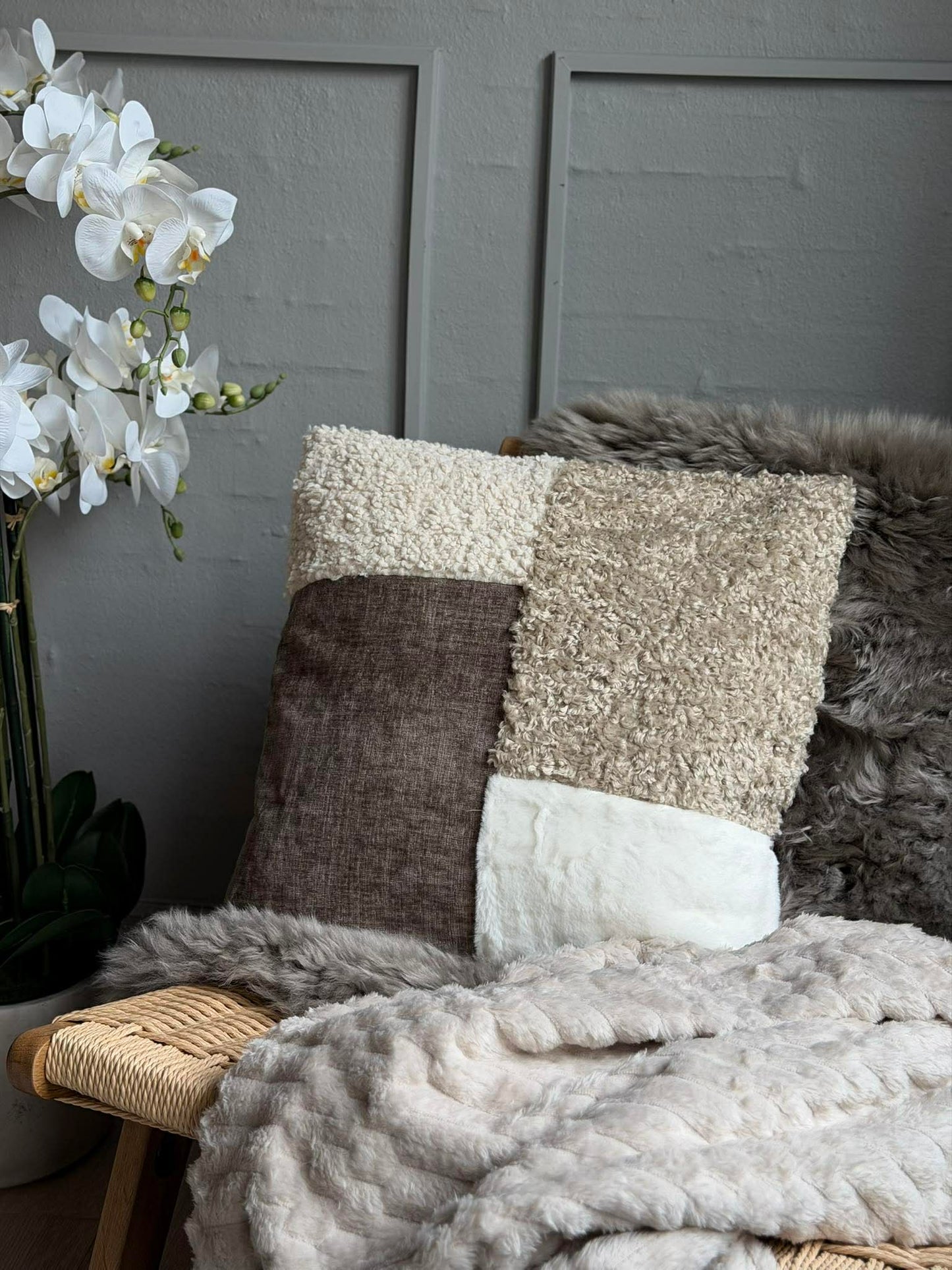Pude med fyld 45x45 cm - Chenille