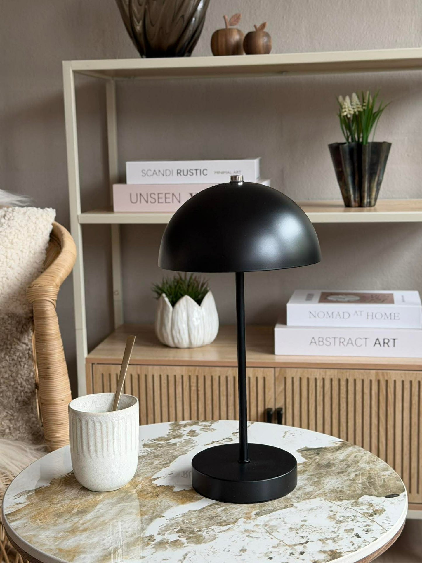 Bordlampe med touch - Large Sort