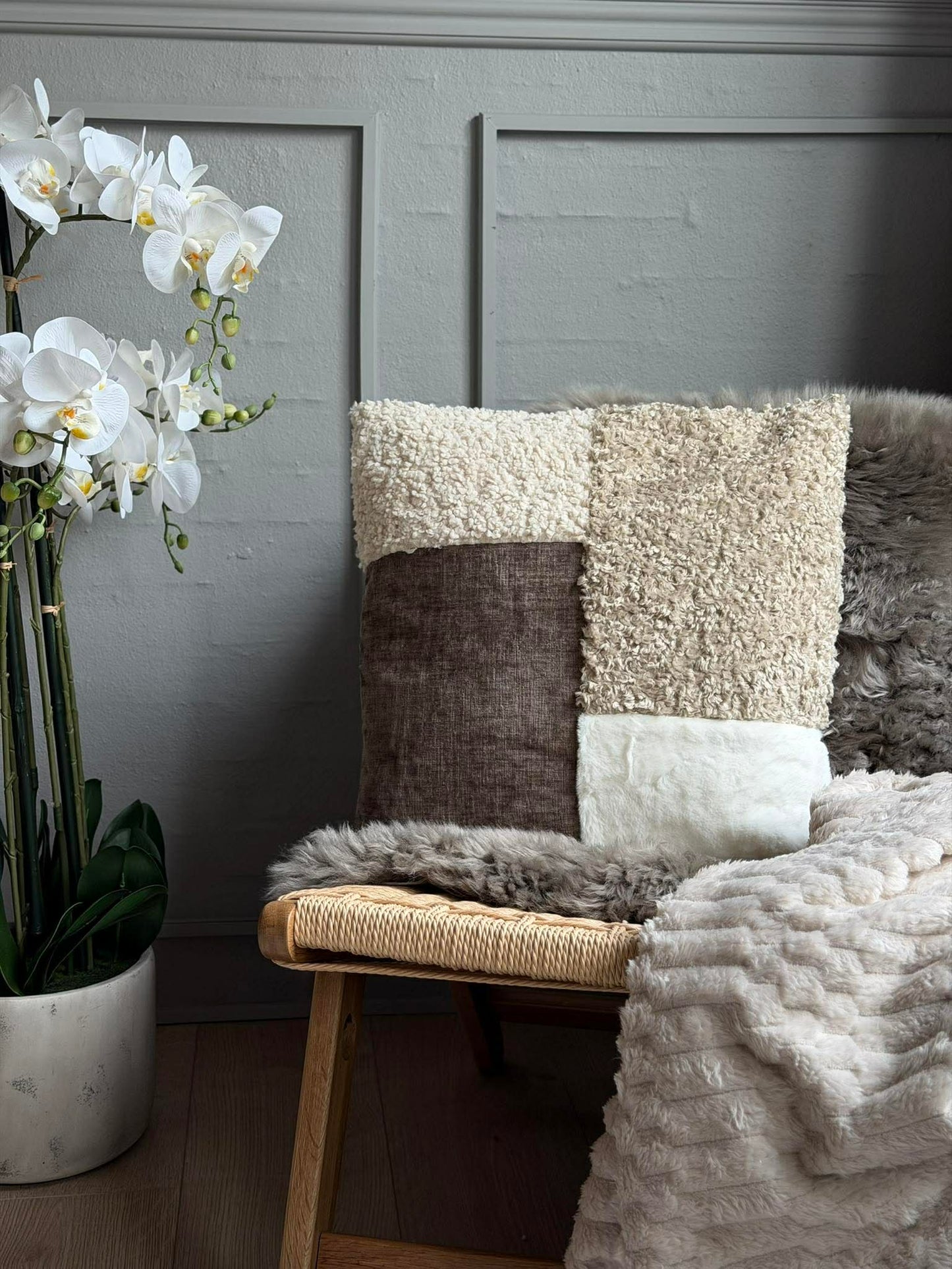 Pude med fyld 45x45 cm - Chenille
