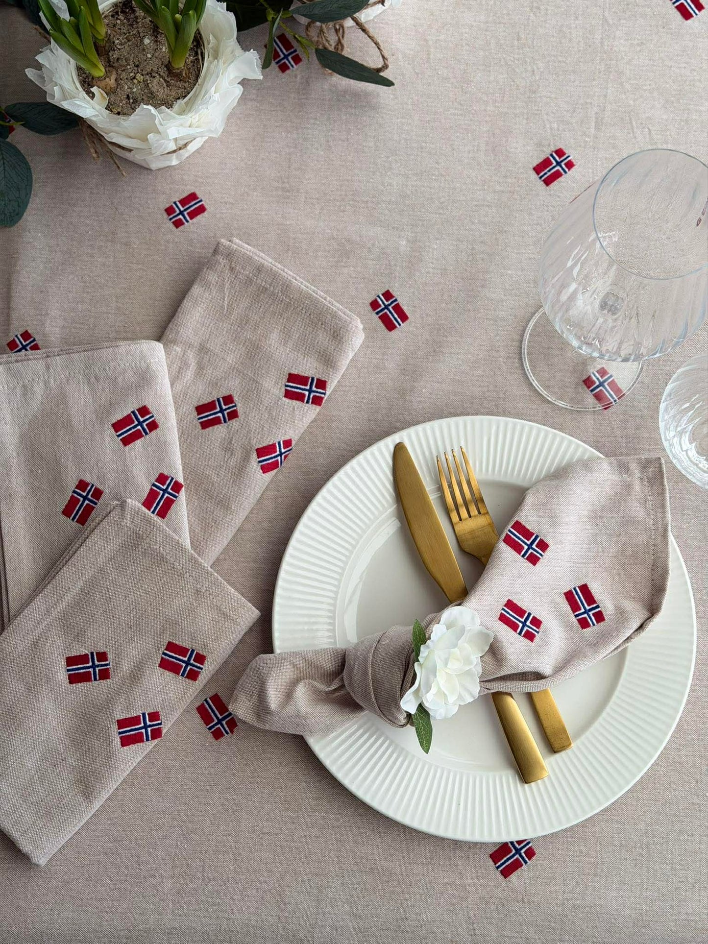 Mundservietter med Norske flag – 4 stk