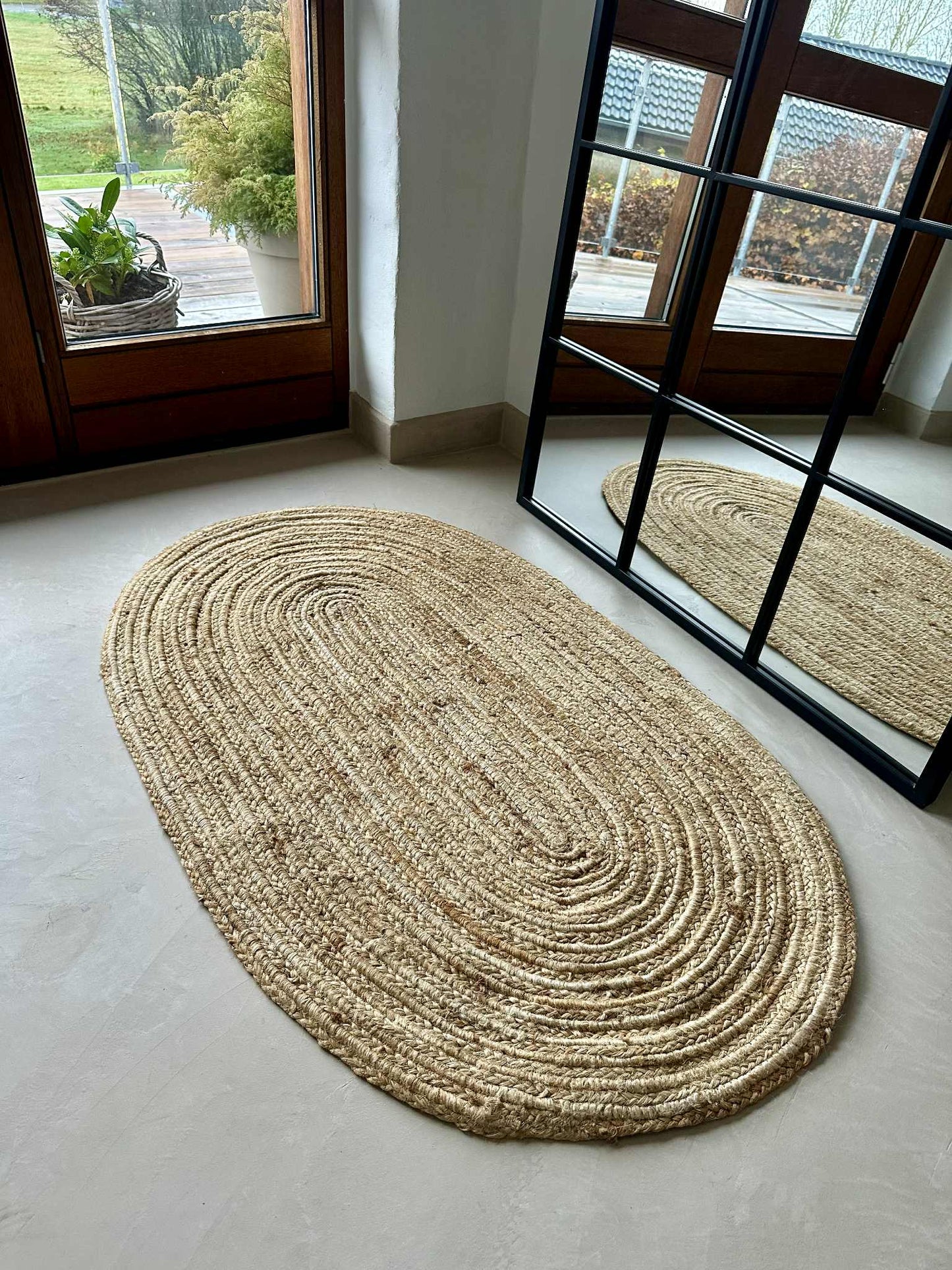 Jutetæppe i flet - Oval