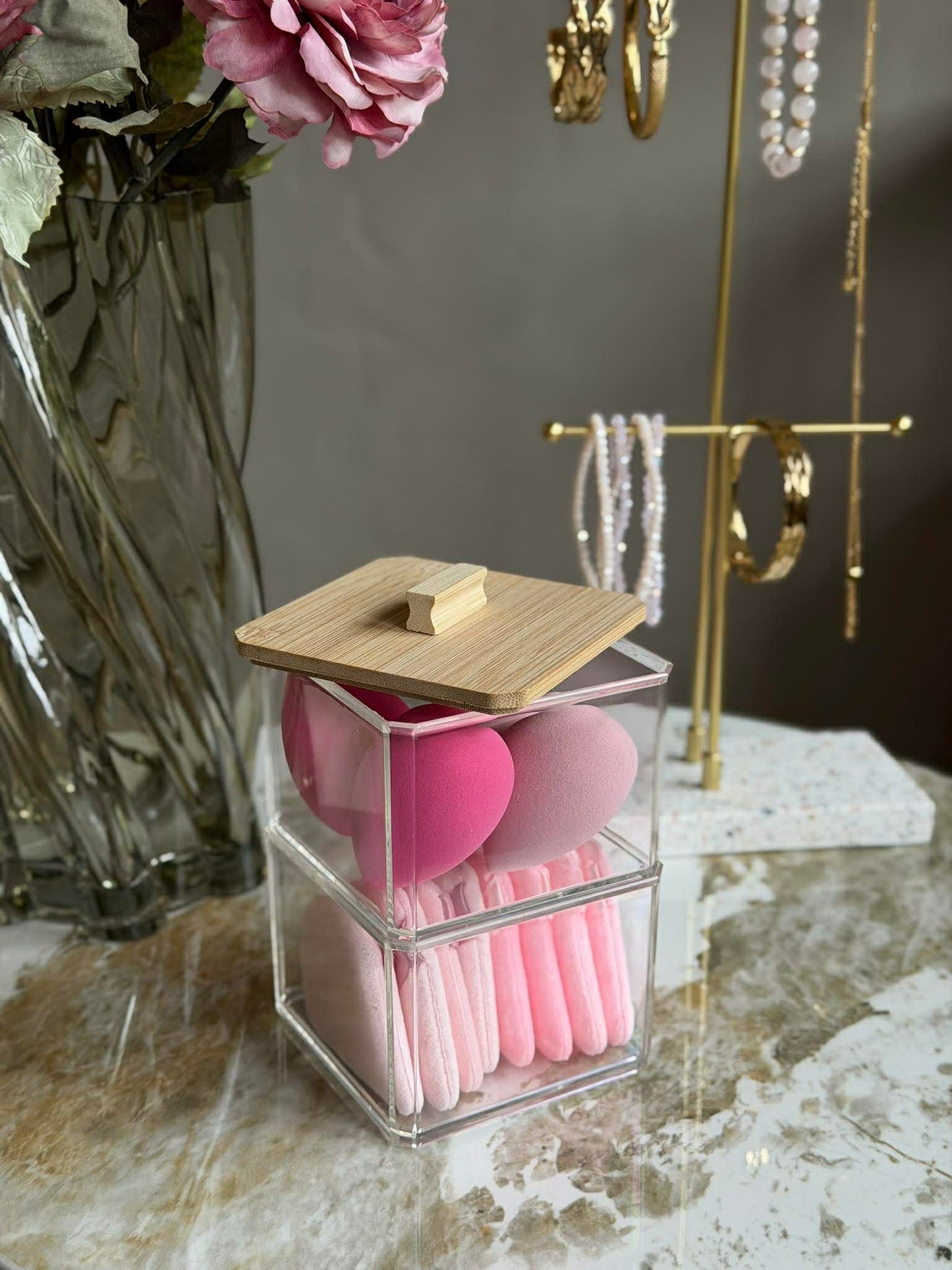 Makeup organiser med svampe - 2 lag