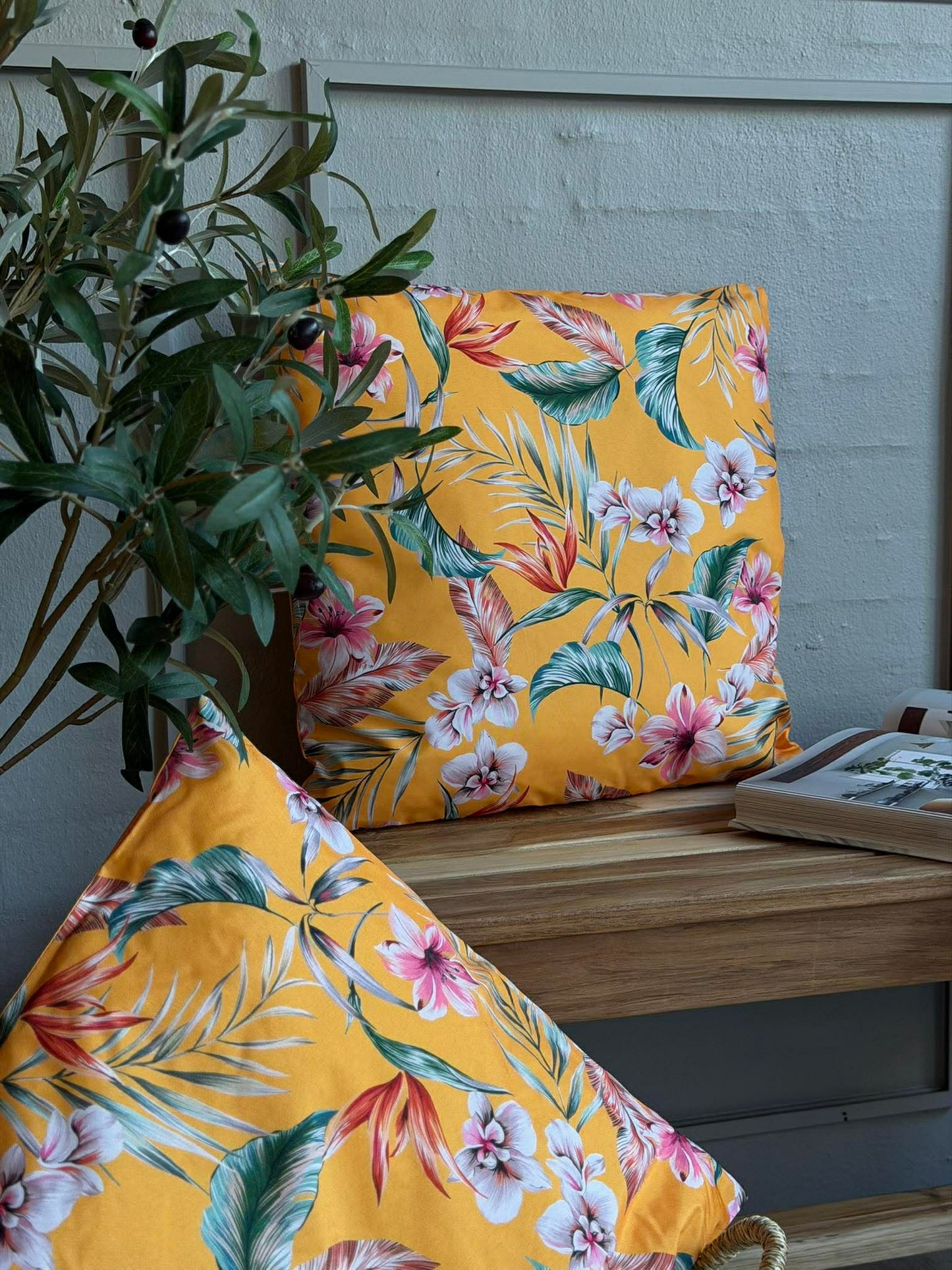 Pude 45x45 cm - Bloom - Flere farver