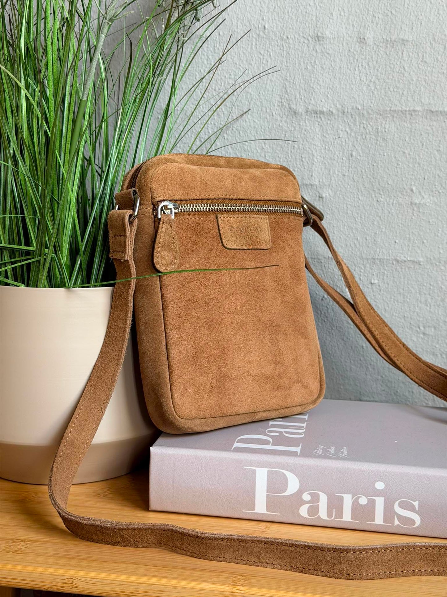 Mobiltaske Daily – Suede beige