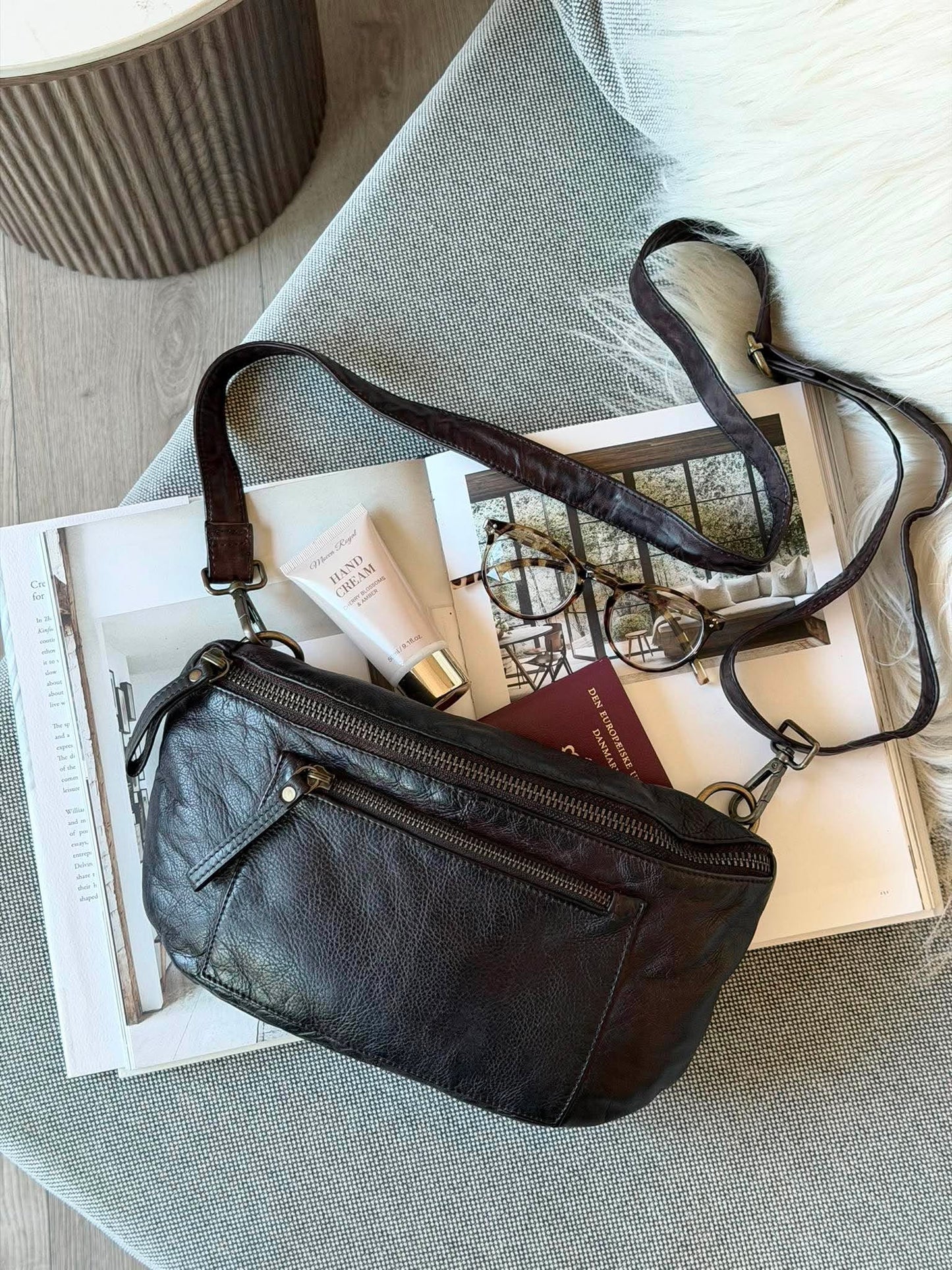 Bumbag - Washed cow brown