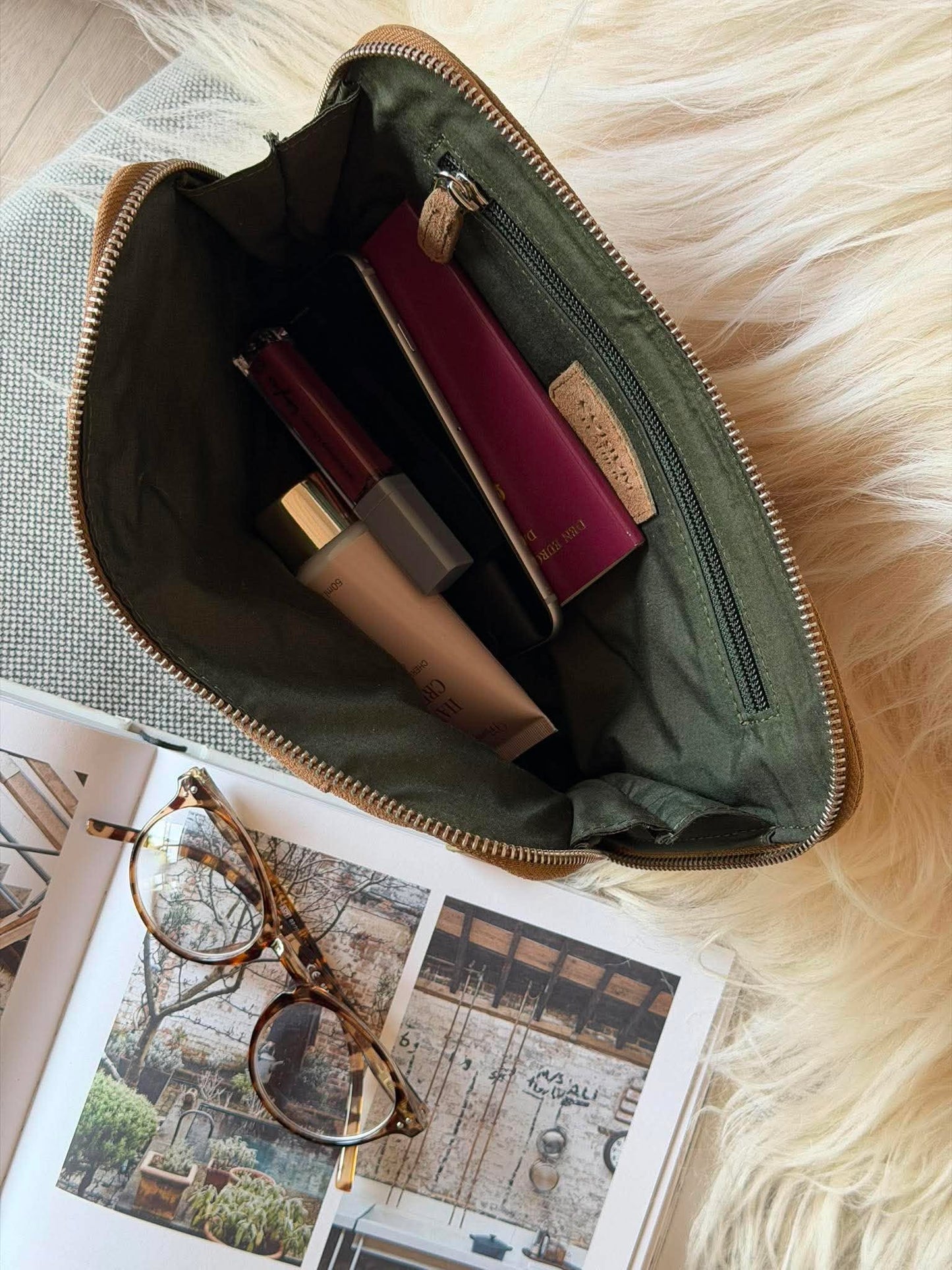 Clutch ruskind camel