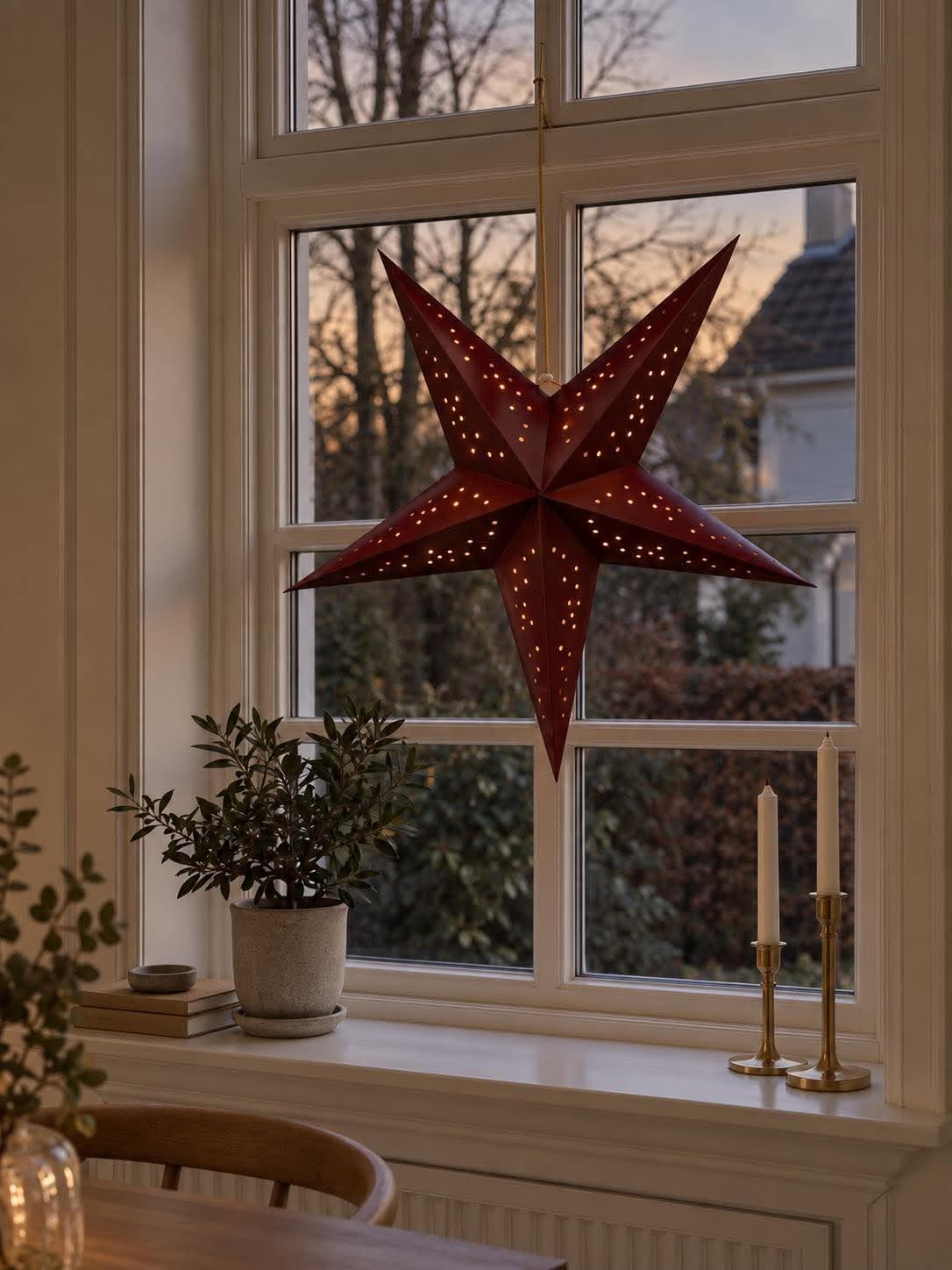 Stjerne med led lys - Rød 60 cm