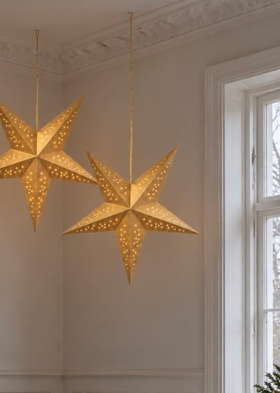 Stjerne 60 cm med LED lys - Guld
