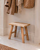 Skammel i teak – naturligt trælook