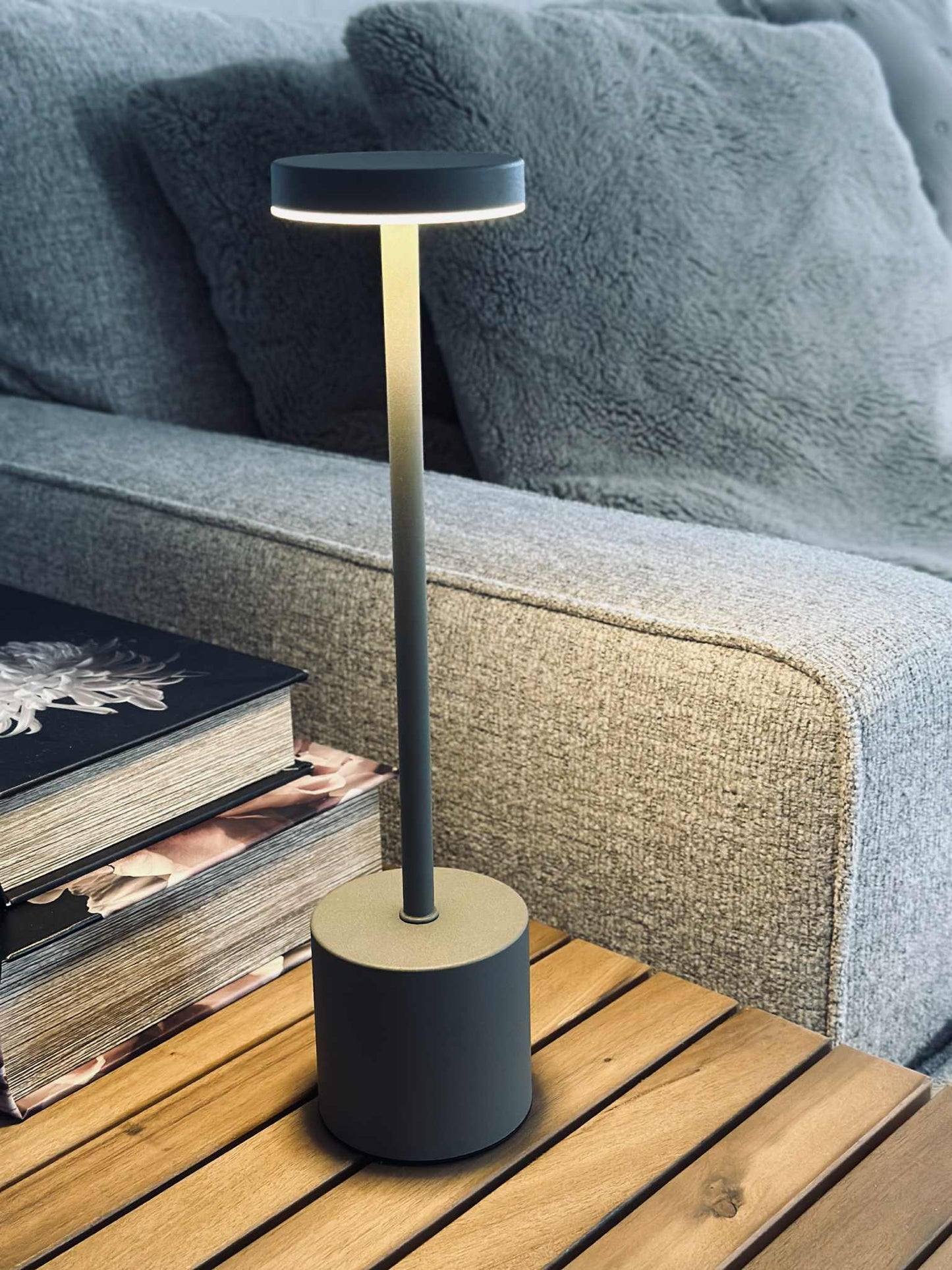 LED bordlampe KELLY Taupe - genopladelig