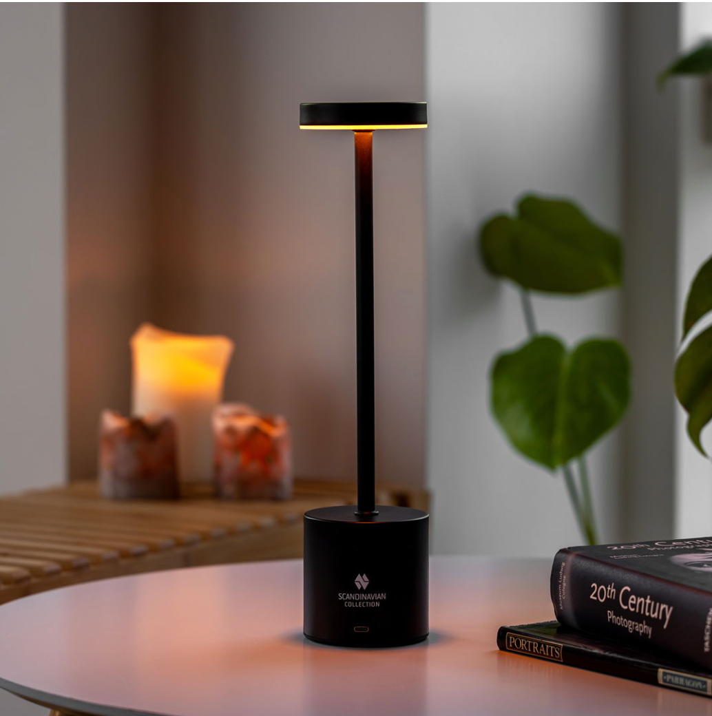 Touch bordlampe i sort