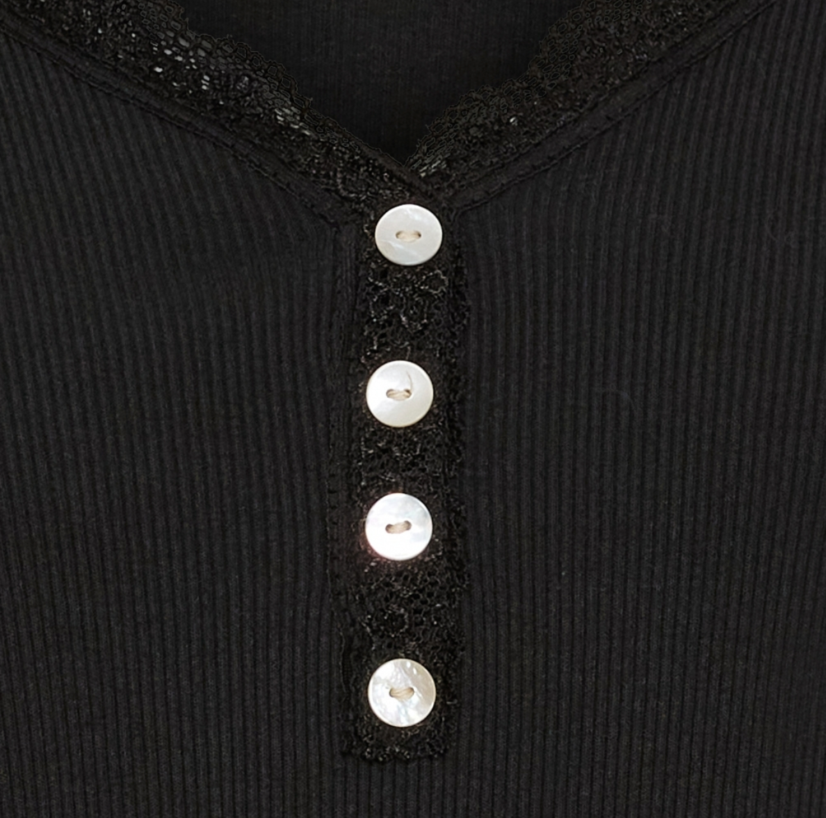 Bluse Masha m. Knapper - Black
