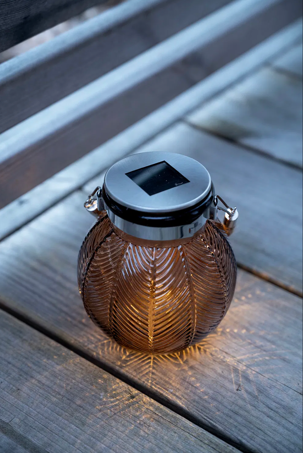Lanterne med solceller – Nancy brown