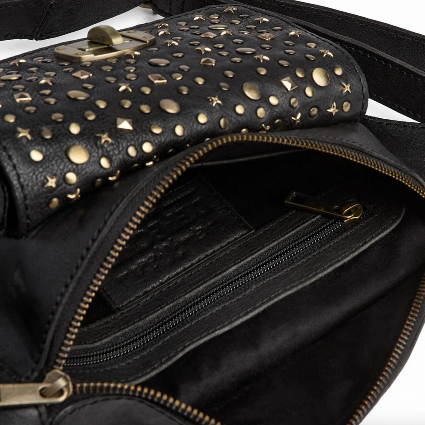 Bumbag med nitter - Black