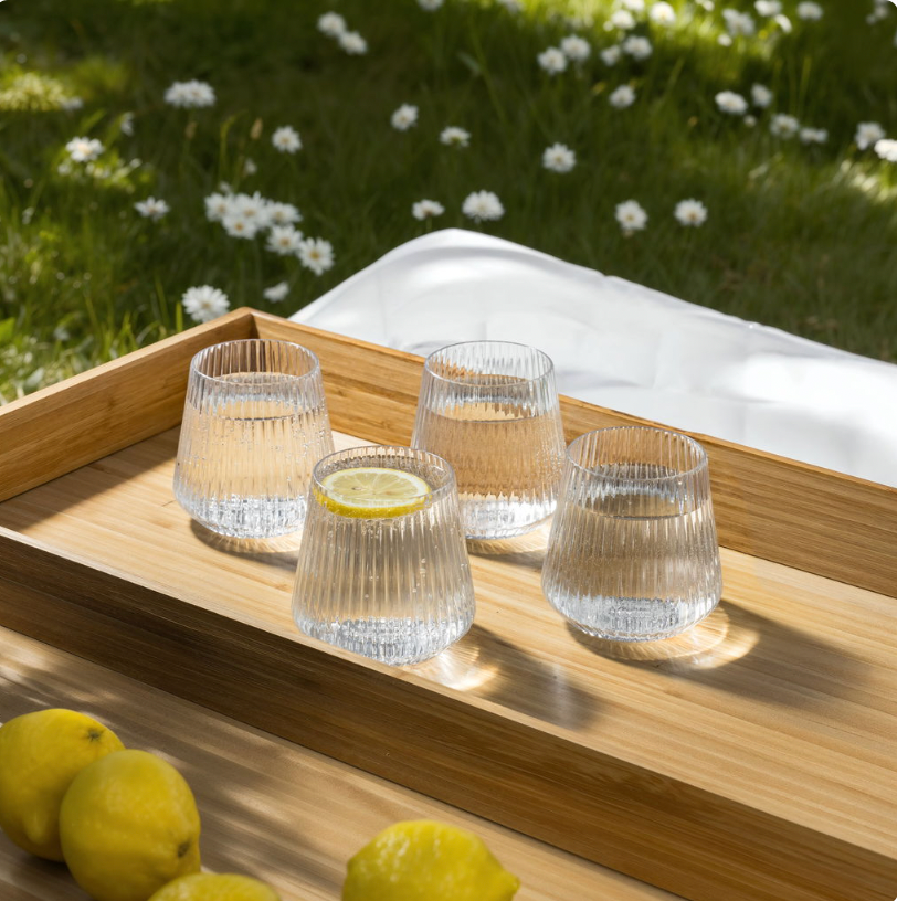 Stilrene plastikglas til hverdag og fest - 4 stk