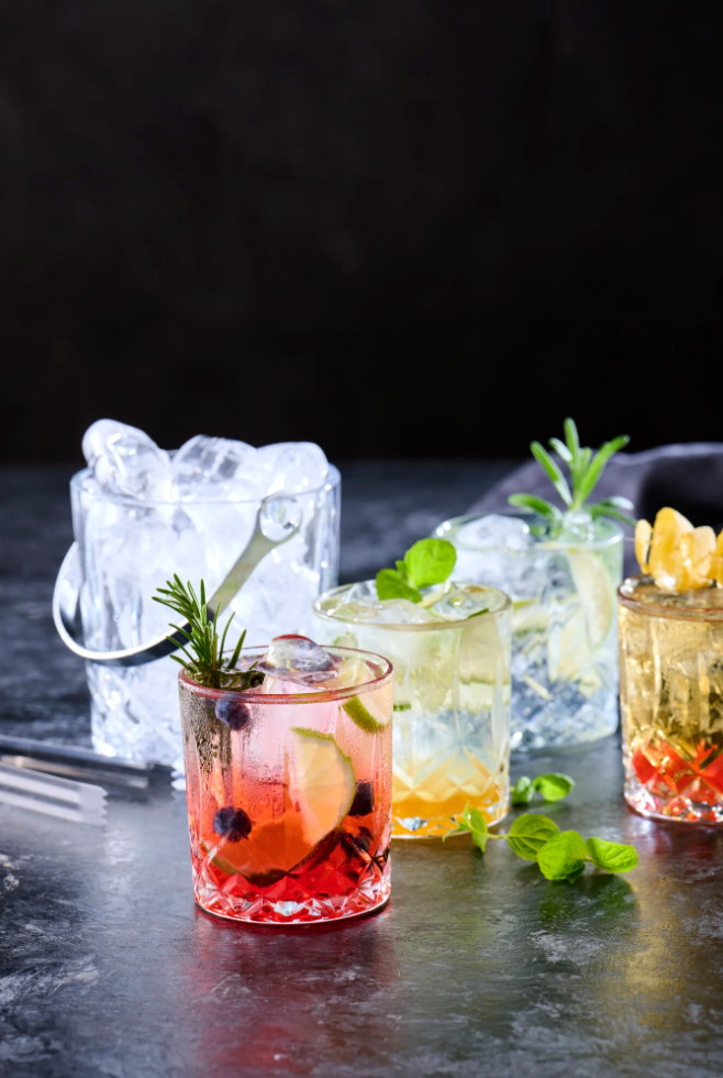 Isspand med 4 glas