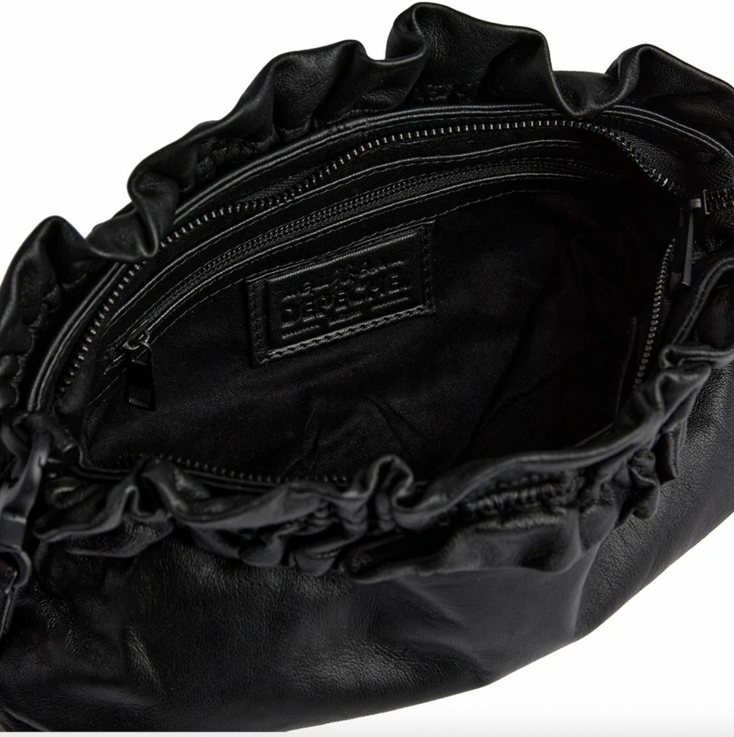 Clutch med flæser Nero