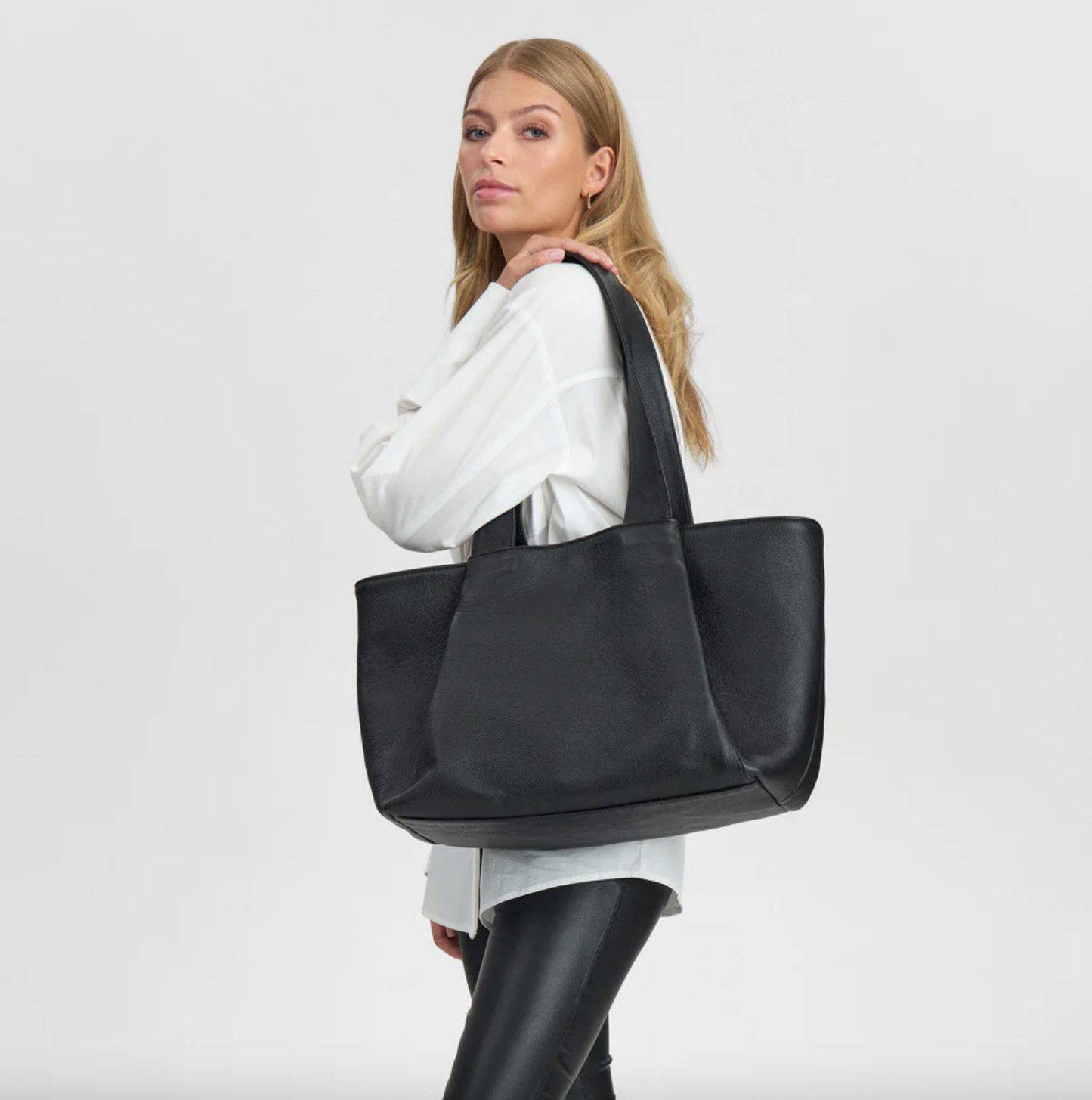 Arbejdstaske Regina black