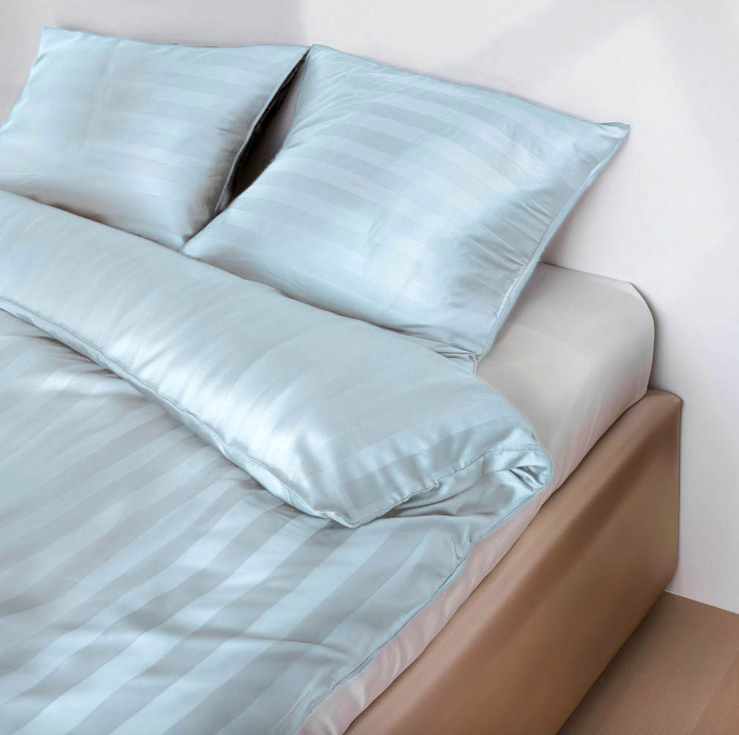 Bambus satin sengesæt, Lys blå 140x200 - 63x60