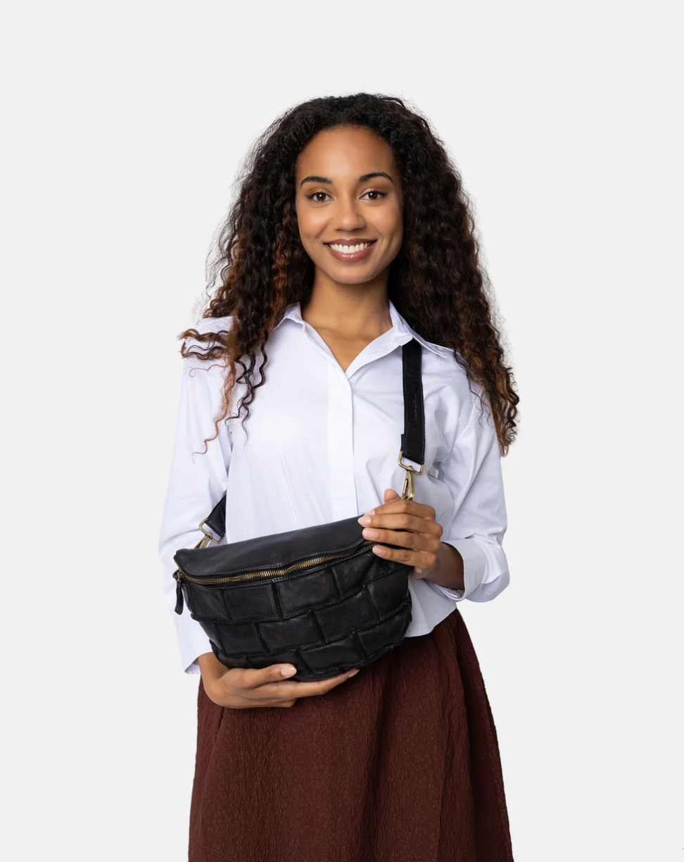 Bumbag Margo black