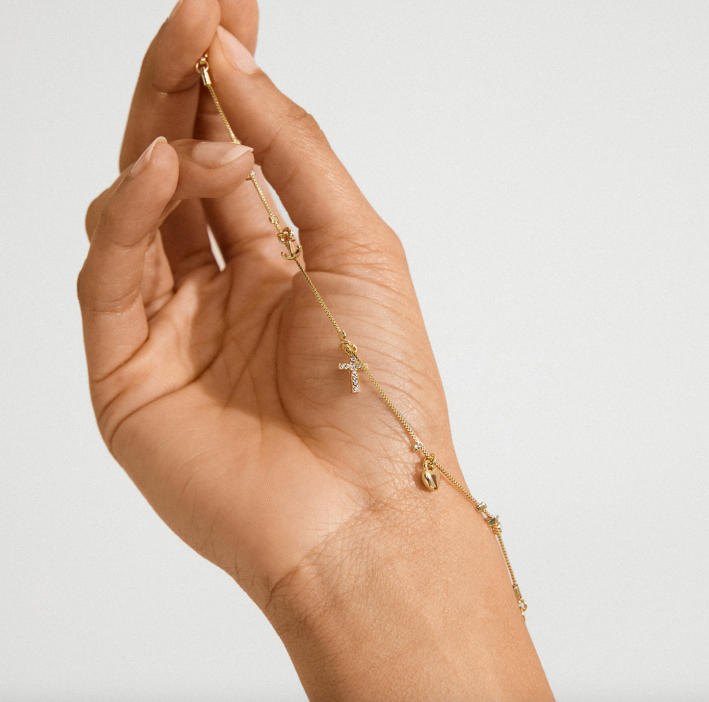 Armbånd med vedhæng - forgyldt