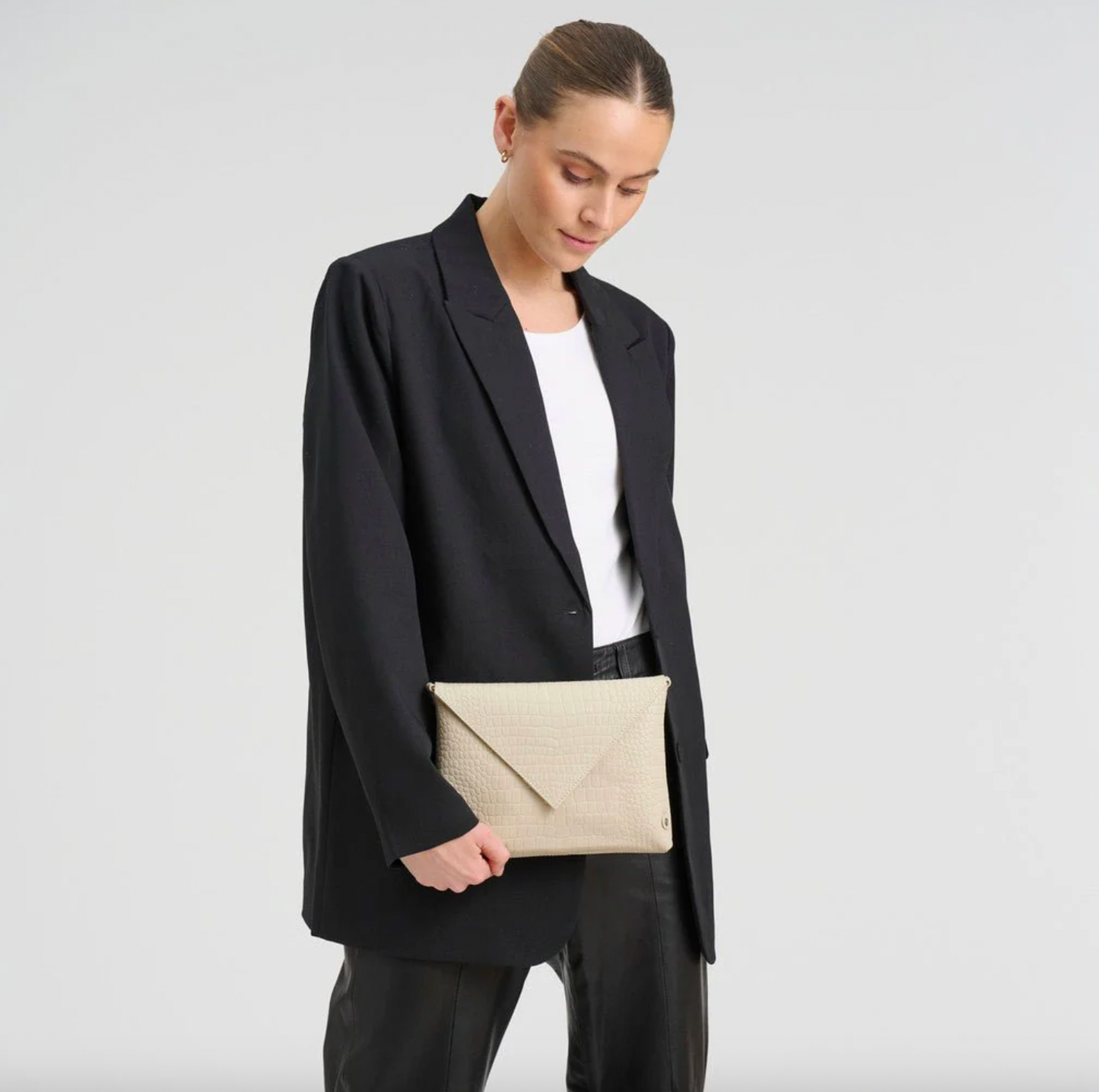 Clutch croco i skind - Sand
