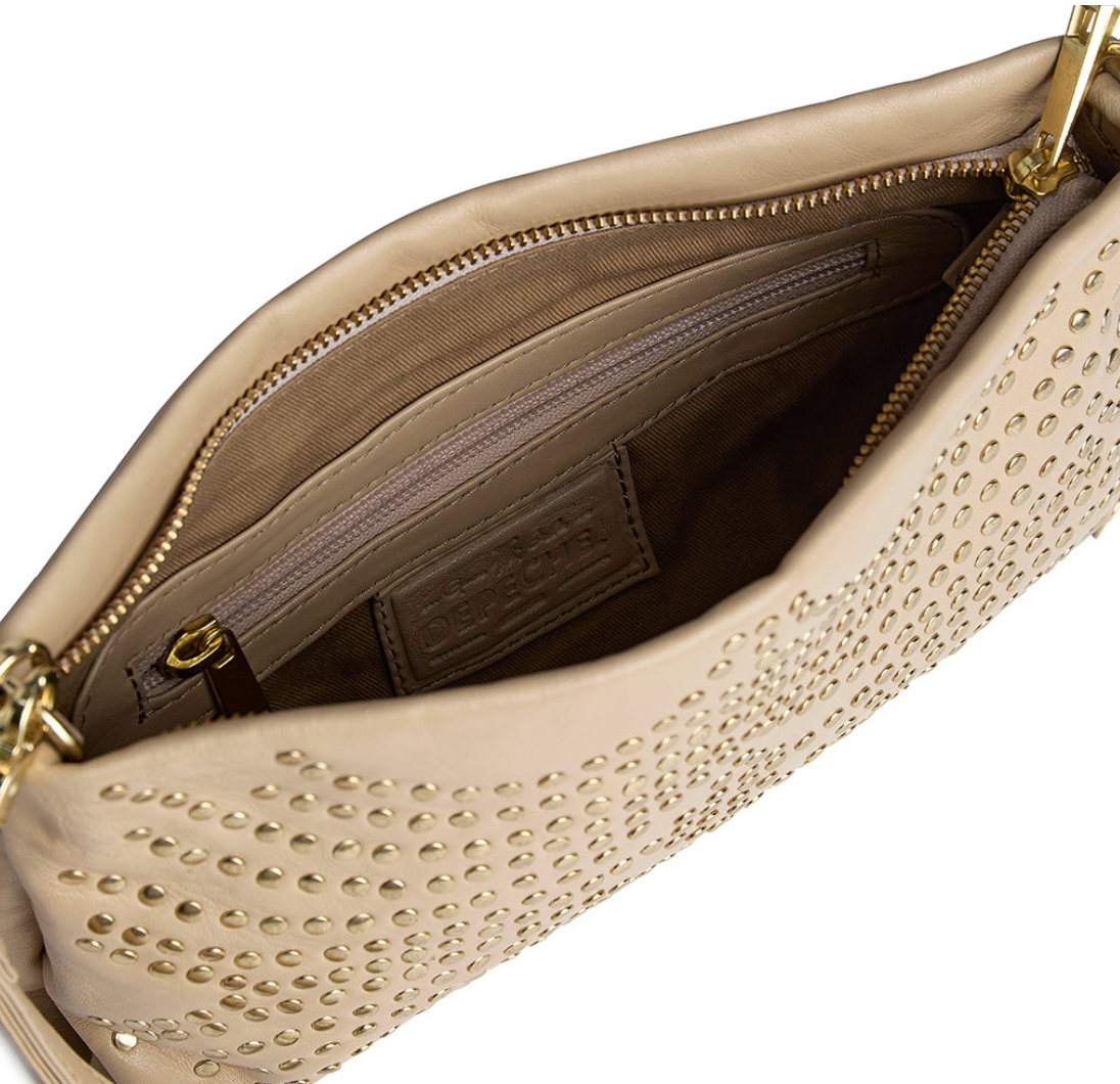 Skind clutch med nitter - Vanilla