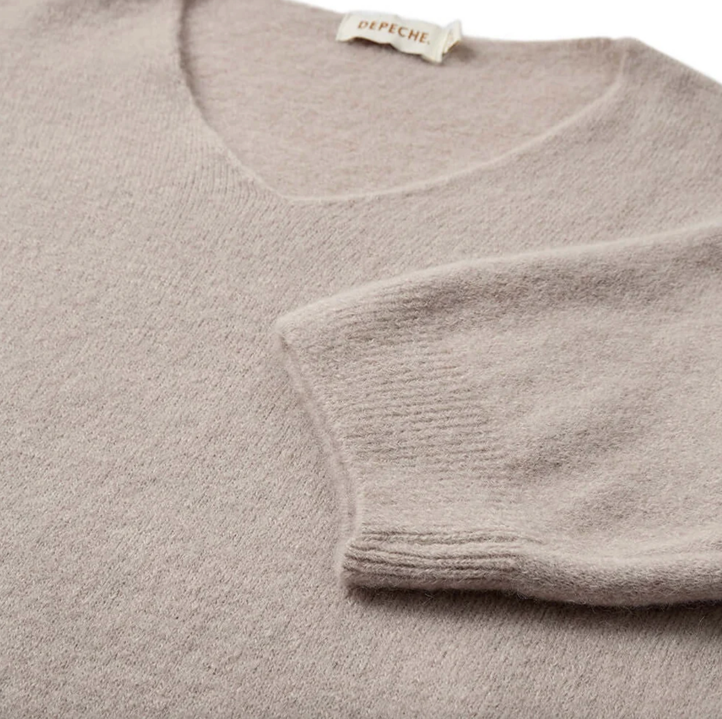 Strik Alpaca v-neck - Depeche