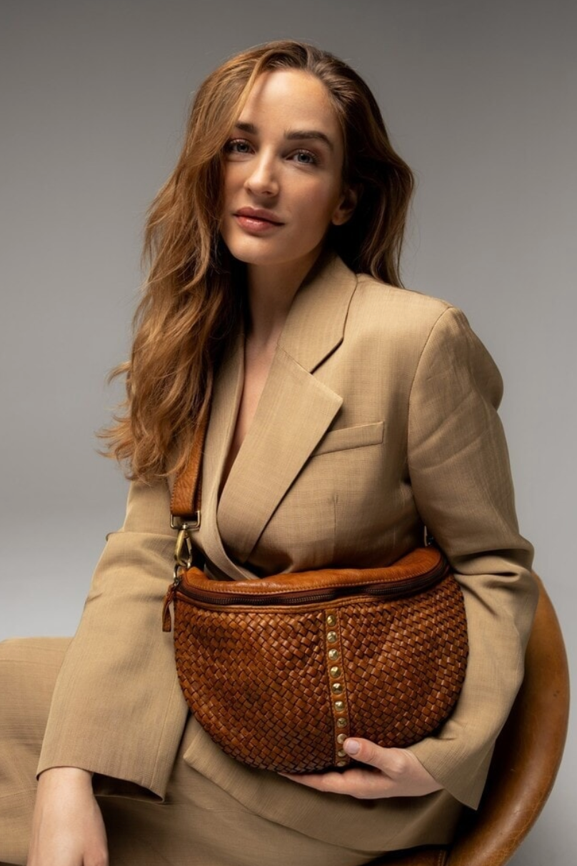 Bumbag JOMA flet og nitter - Cognac